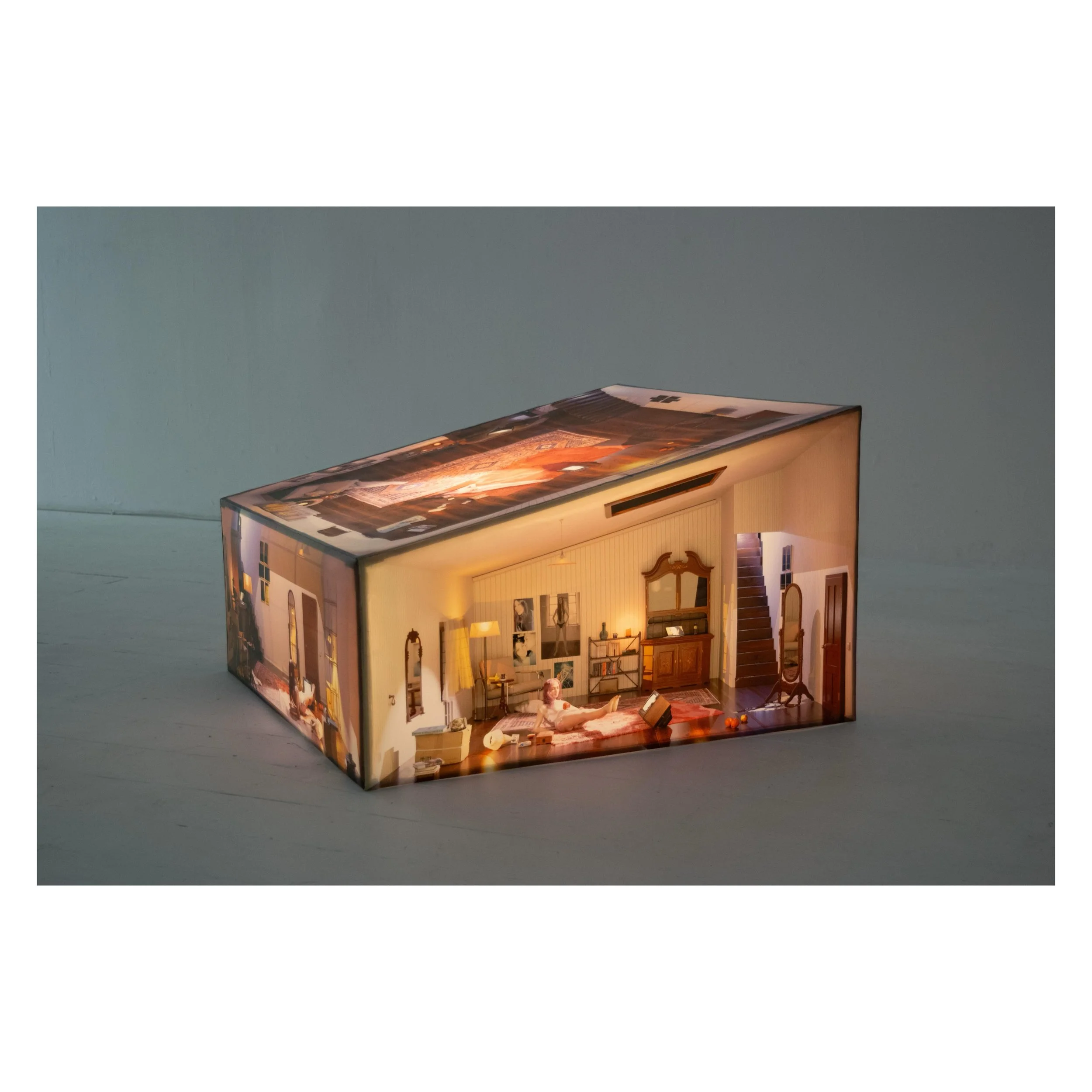 The Moon Lies, 2024
lightbox installation
84 x 84 x 51 cm