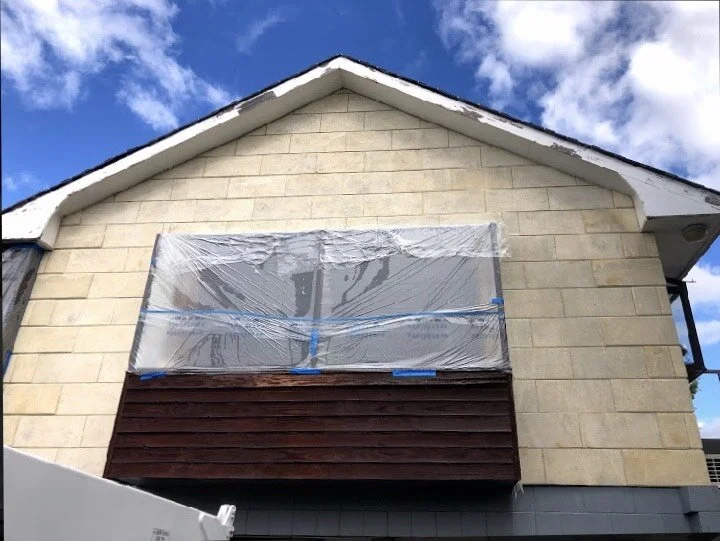 Southern Lakes Water Blasting soft wash houses, commercial buildings, exterior house cleaning