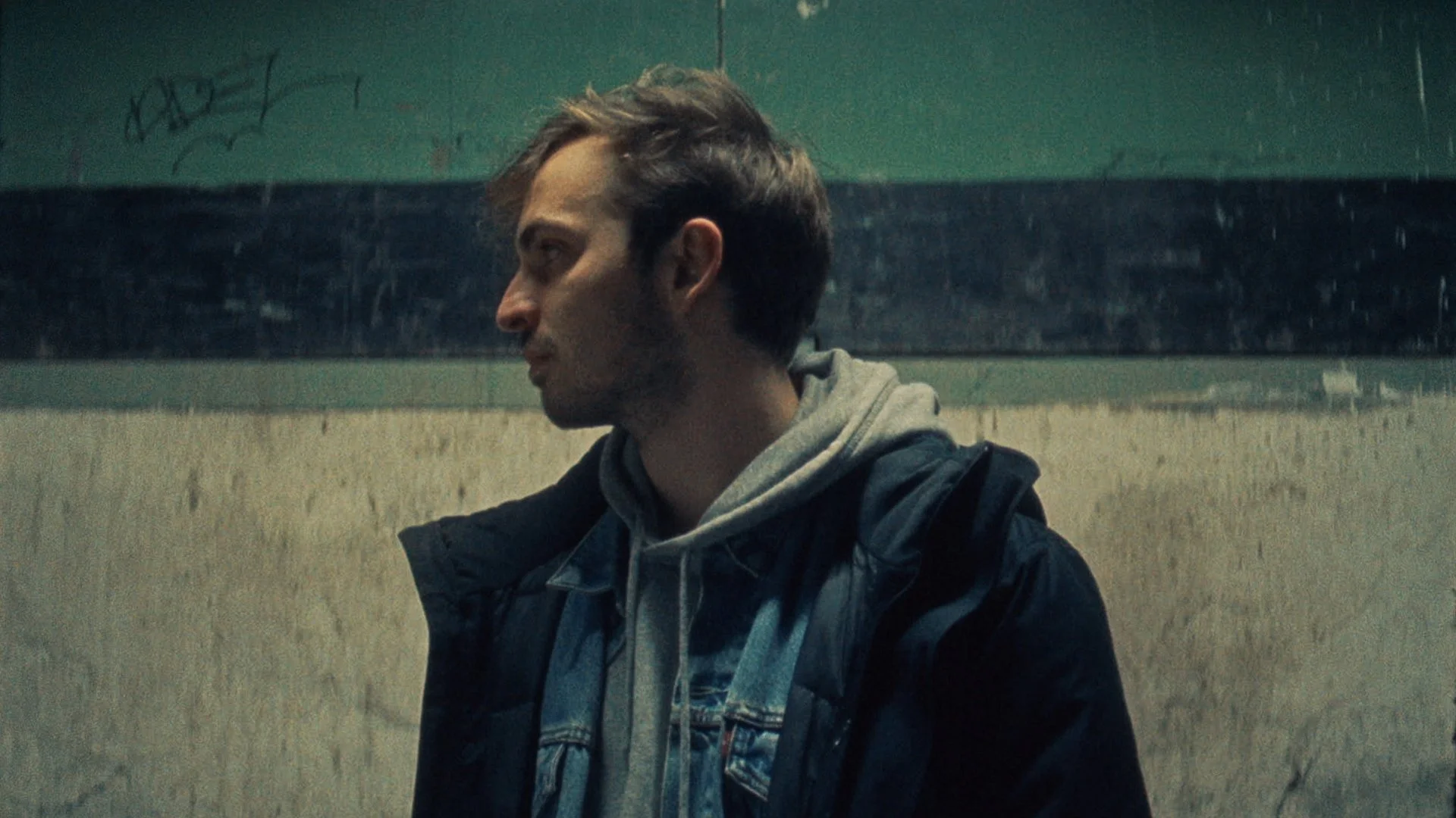 RUBIN HENKEL 03.01_00_00_08.Still020.jpg