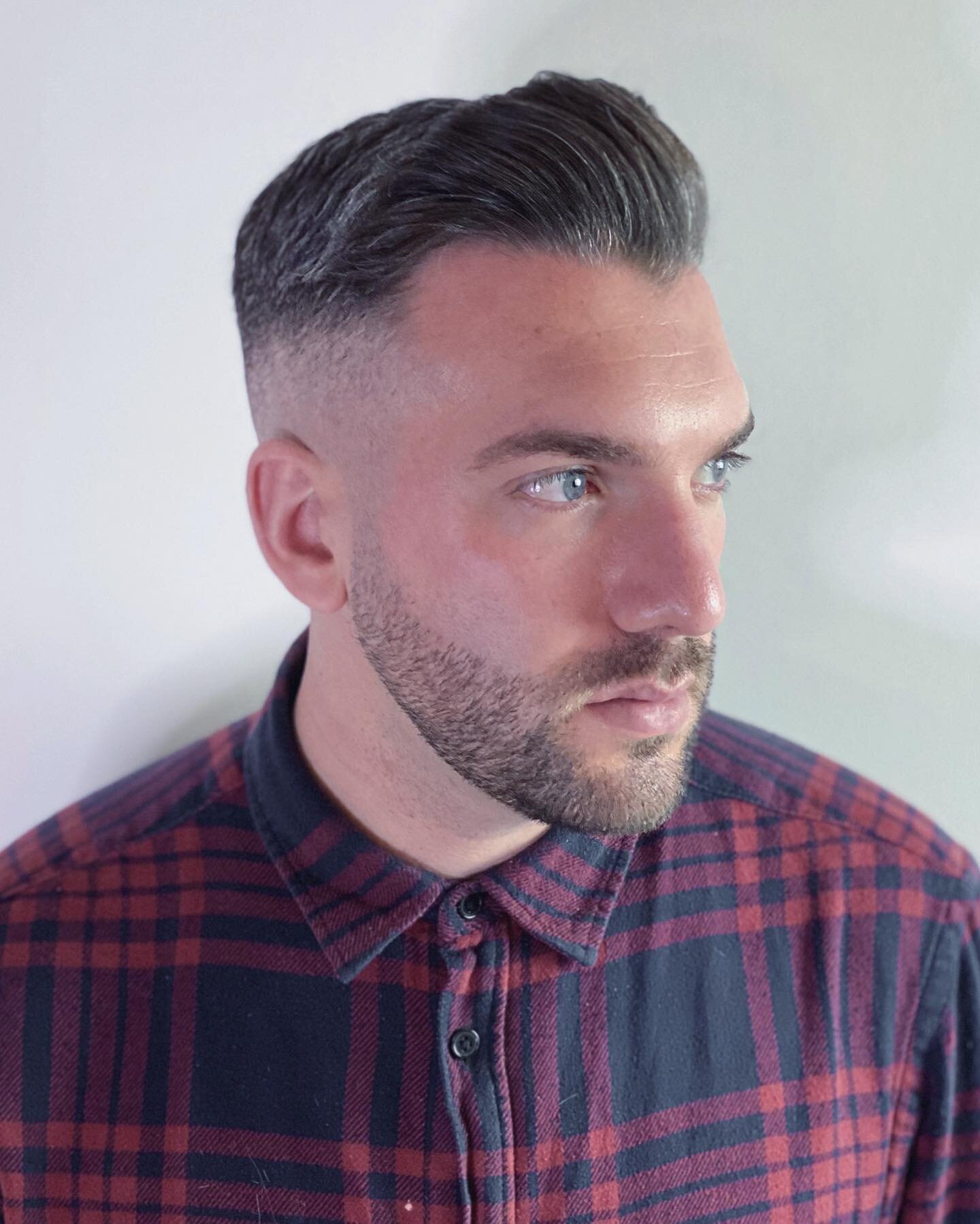 Here&rsquo;s a skin fade on @carlbrownhair here @itsthehairstudio ✂️

Thanks for looking!