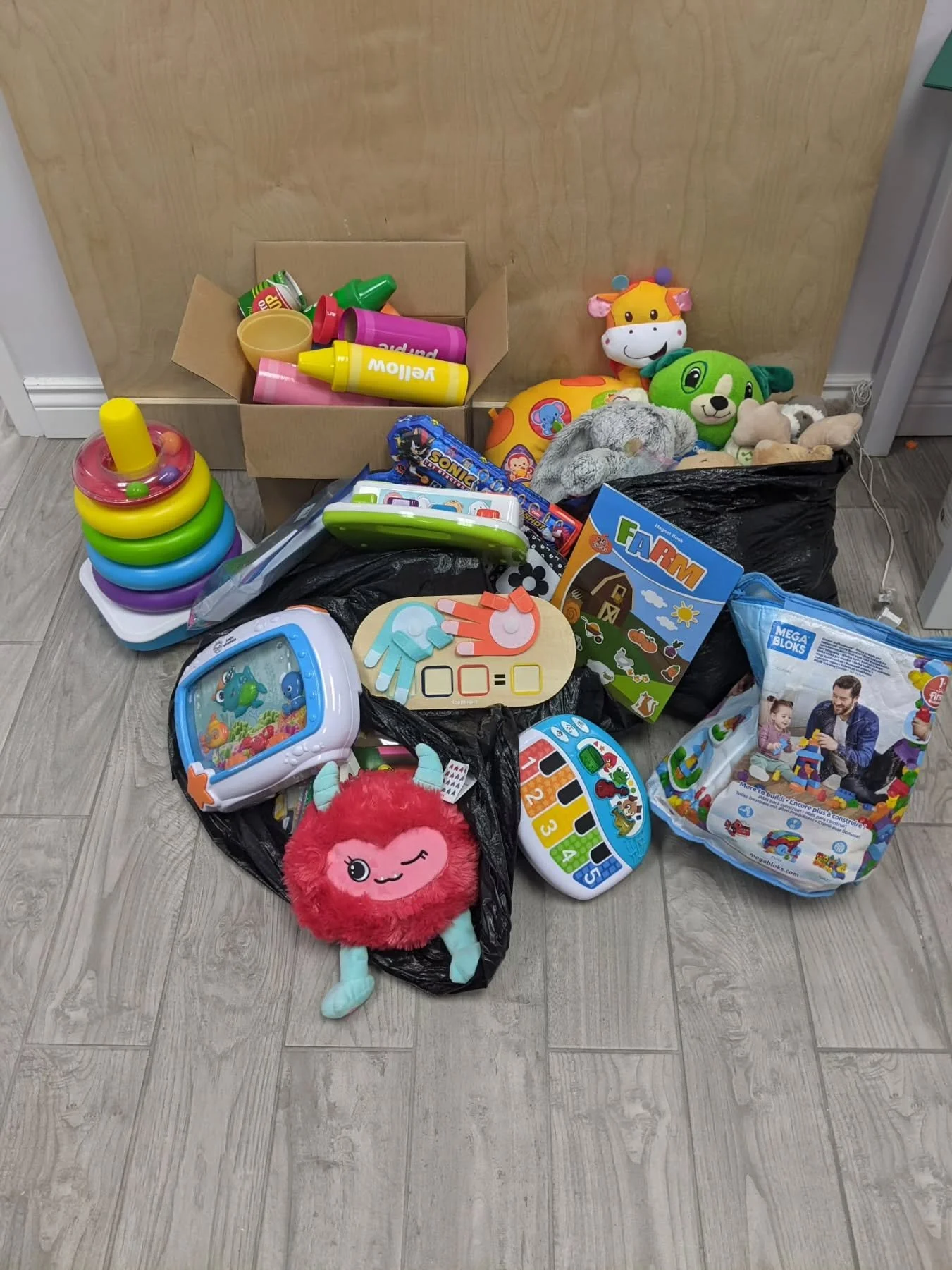 We believe in #community, and we are so thankful for the one we've built and continue to build! 

A huge thank you to @lifeasjennam for donating some items to the centre for our clients to enjoy! 

#thankyou #thankful