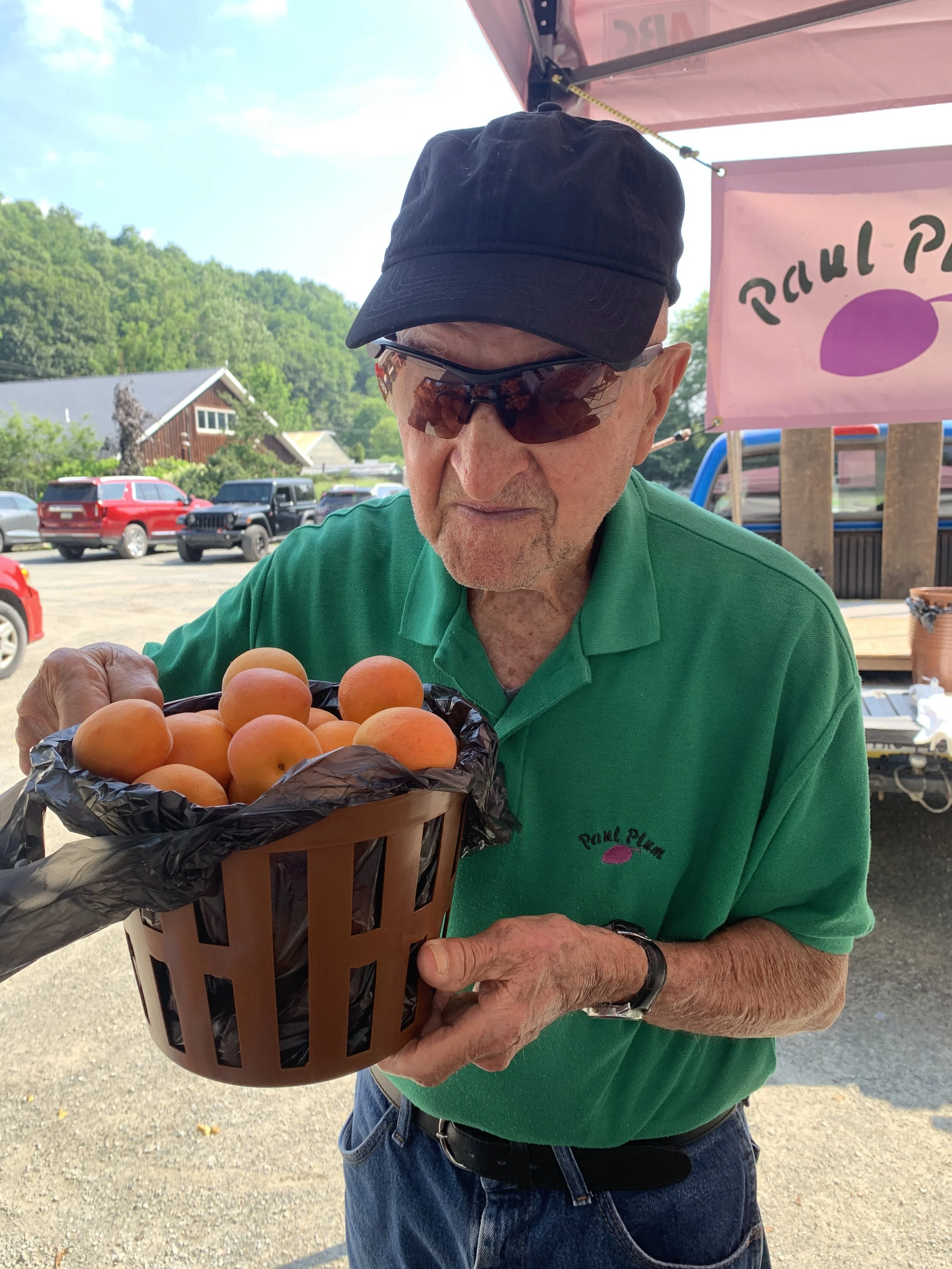 Tunkhannock Farmers Market at Creekside Gardens 21.JPG