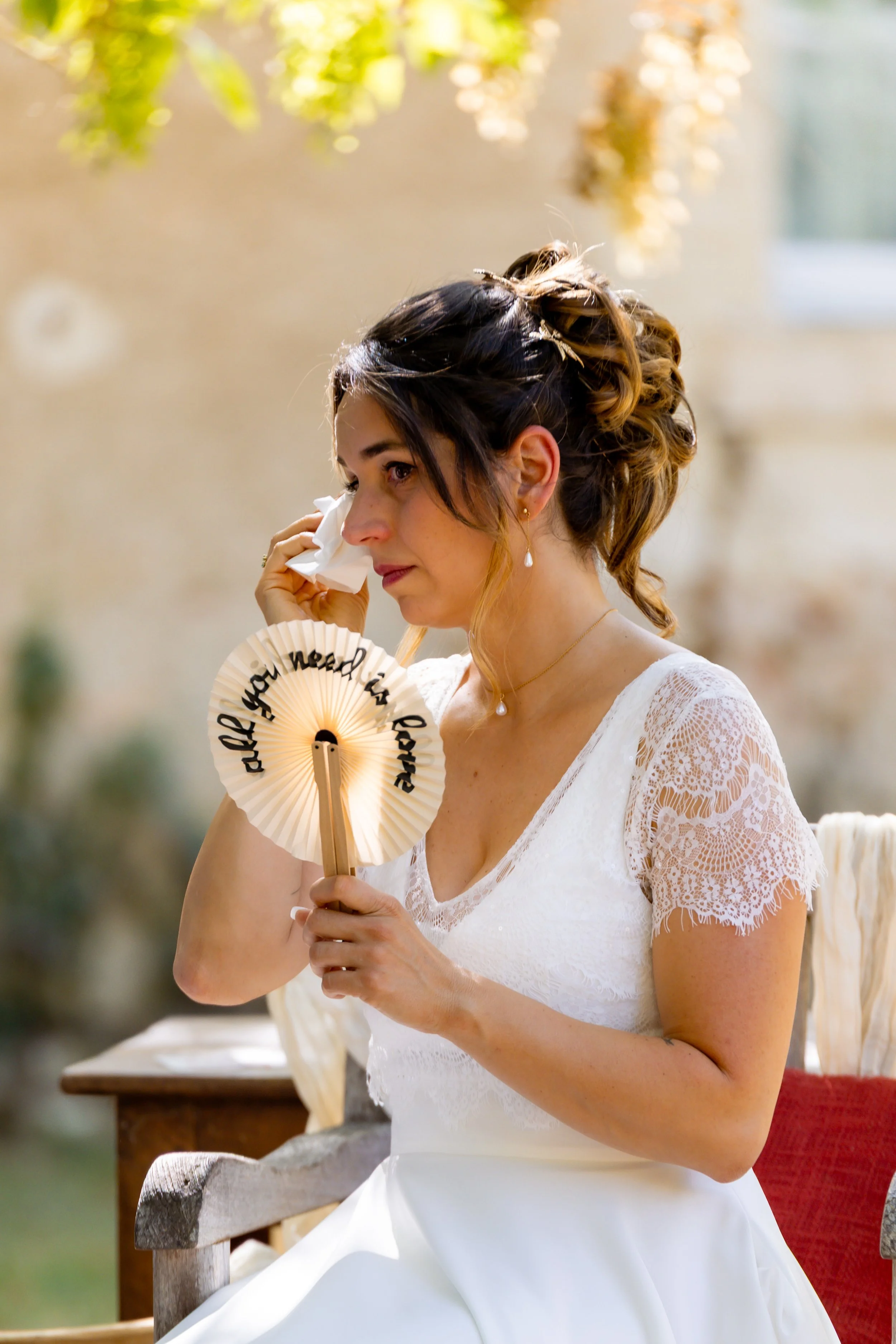 La mariée en larmes photographie de mariage