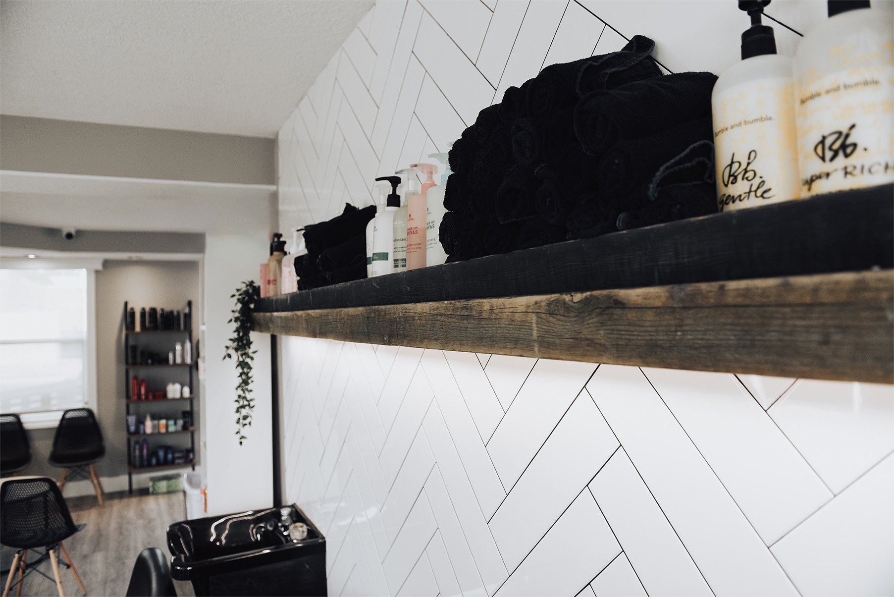 _0001_the-hair-lounge-airdrie-hair-salon.jpg