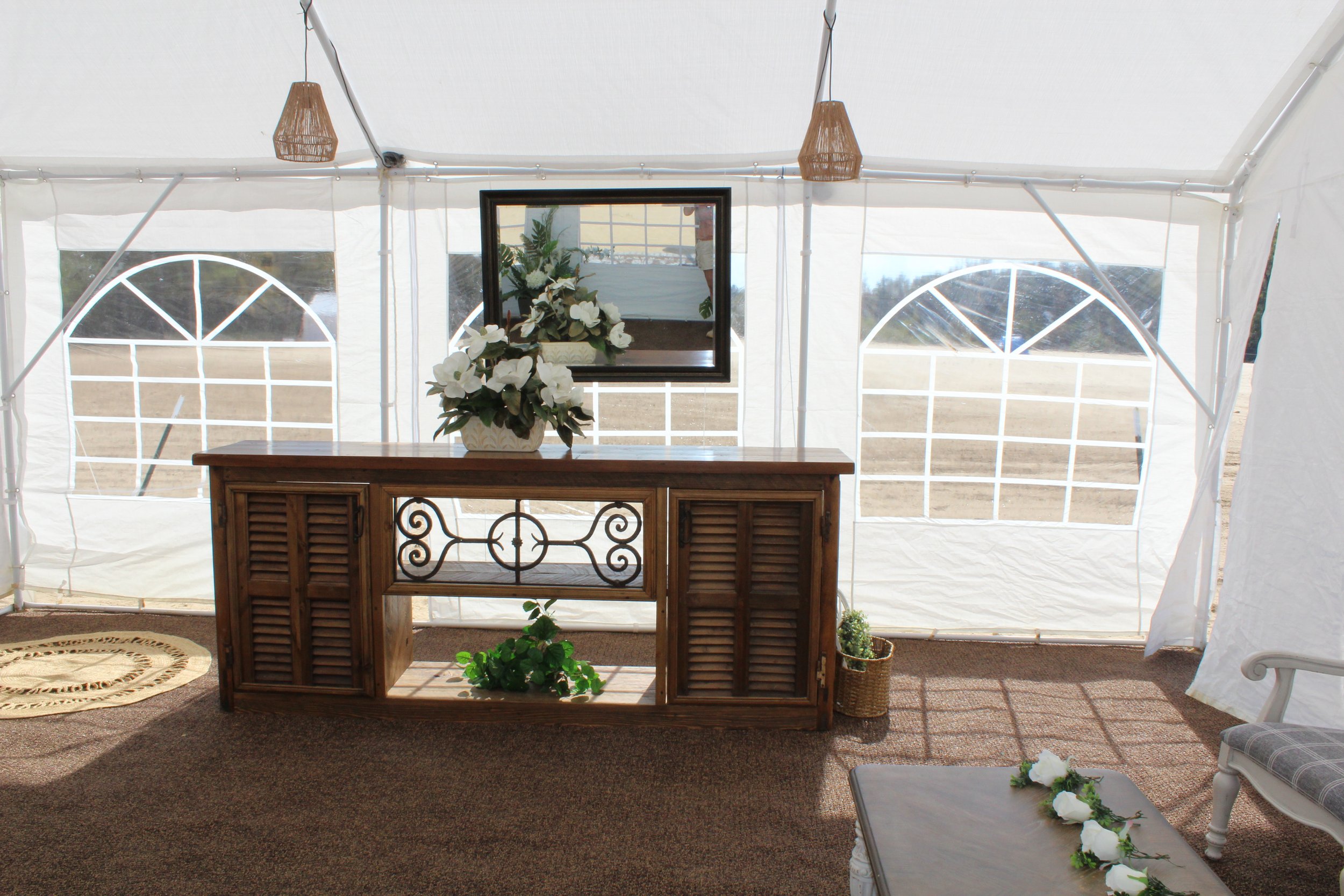 Groom's Quarters Bar
