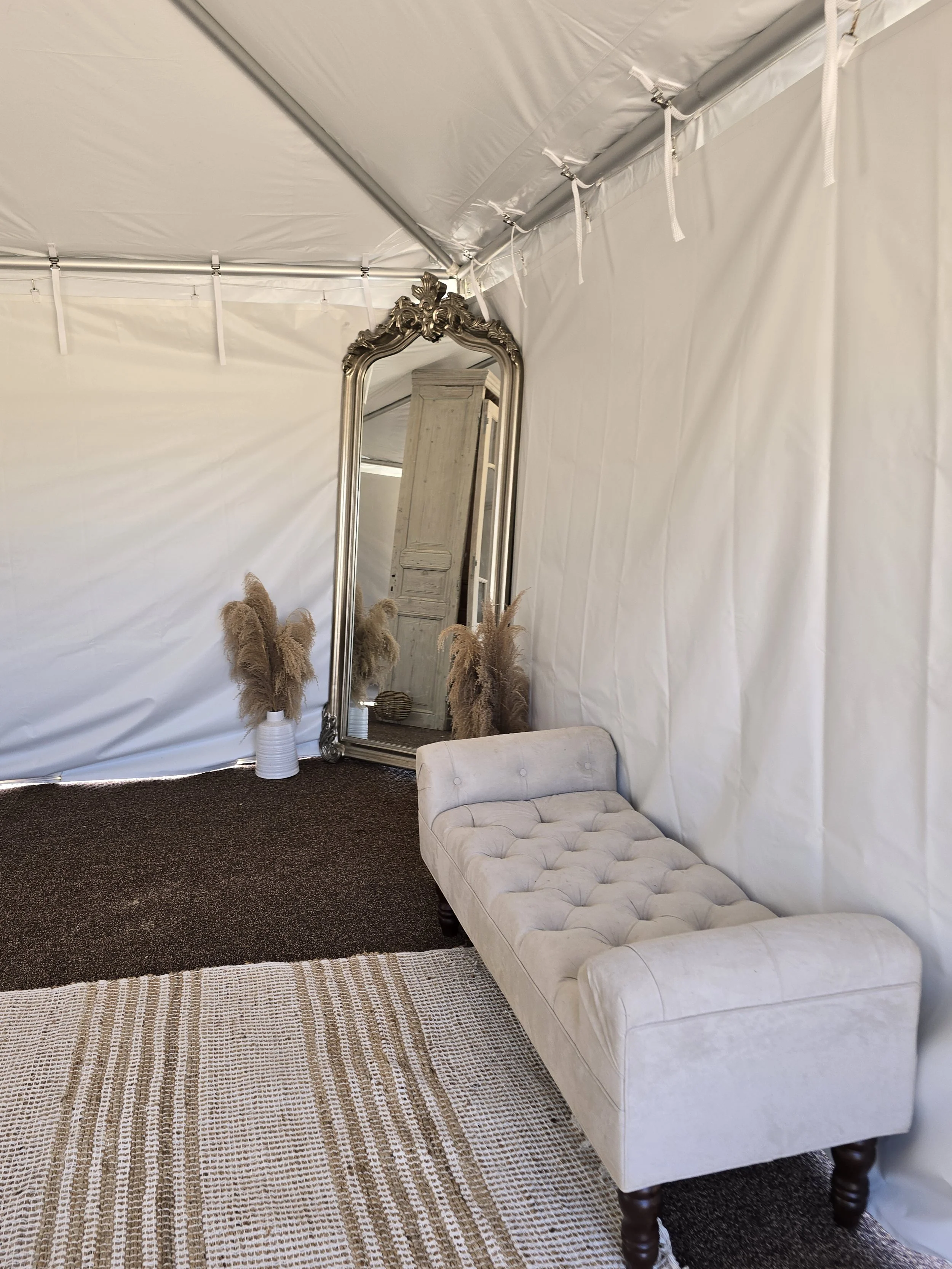 Bridal Suite - Features a Chandalier and Luxury Seating, full mirror plus beaty station