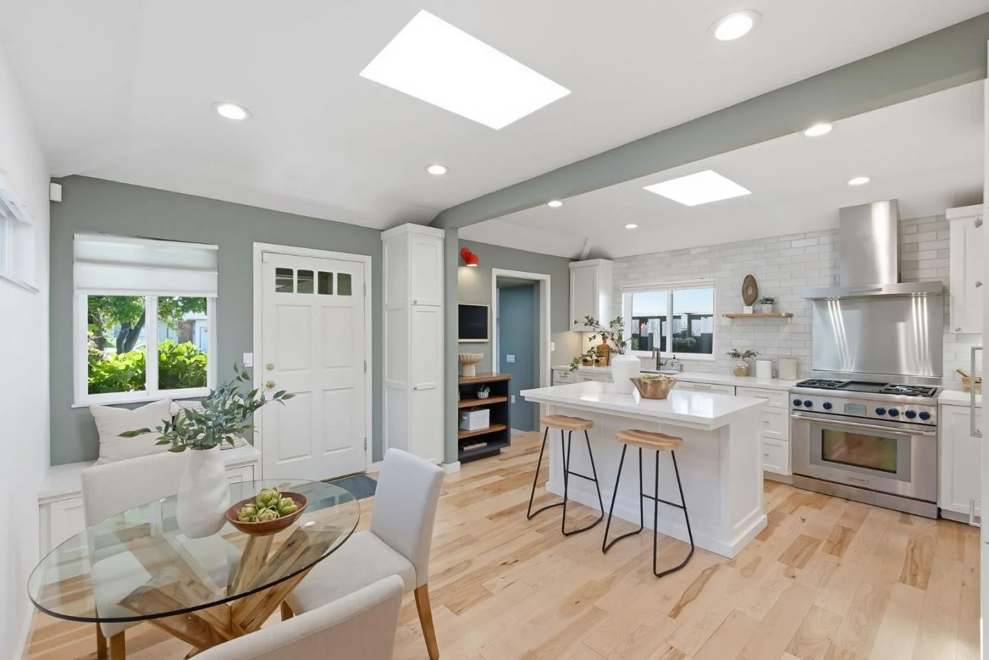 Small Home, Big Impression: How Strategic Staging Helps Compact Homes Shine