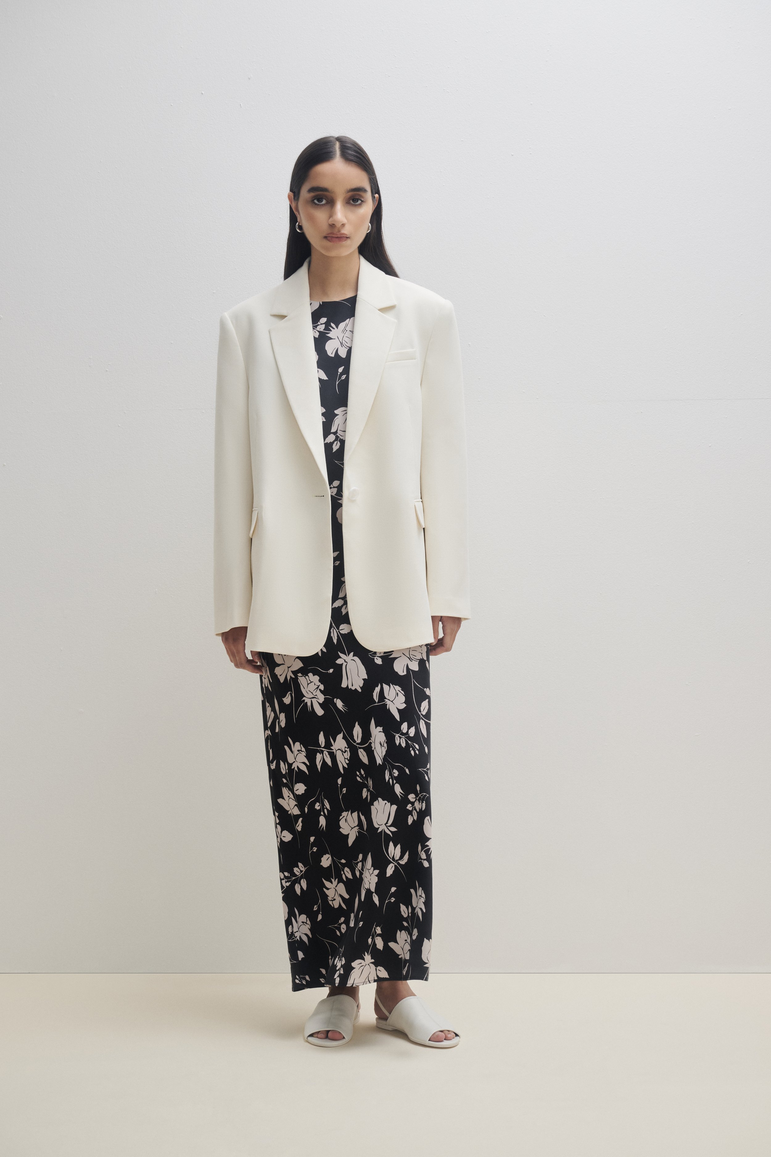 NUDELUCY_LOOKBOOK_25W1_JEMIMA-S04_003.jpeg