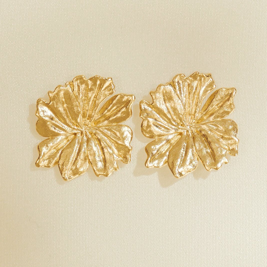 C024_Adonis Earrings_2.jpeg