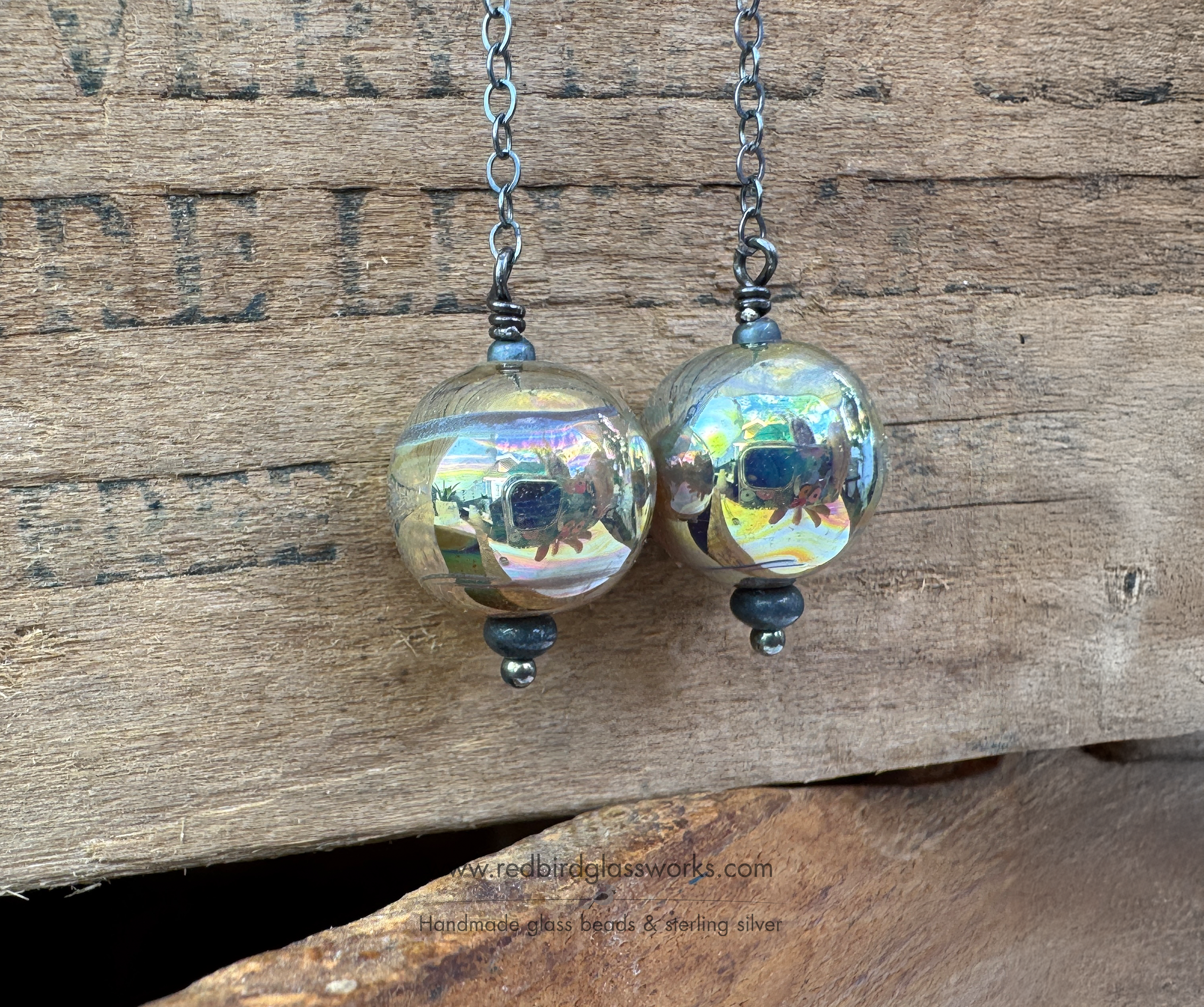 MetallicDangles_close.png