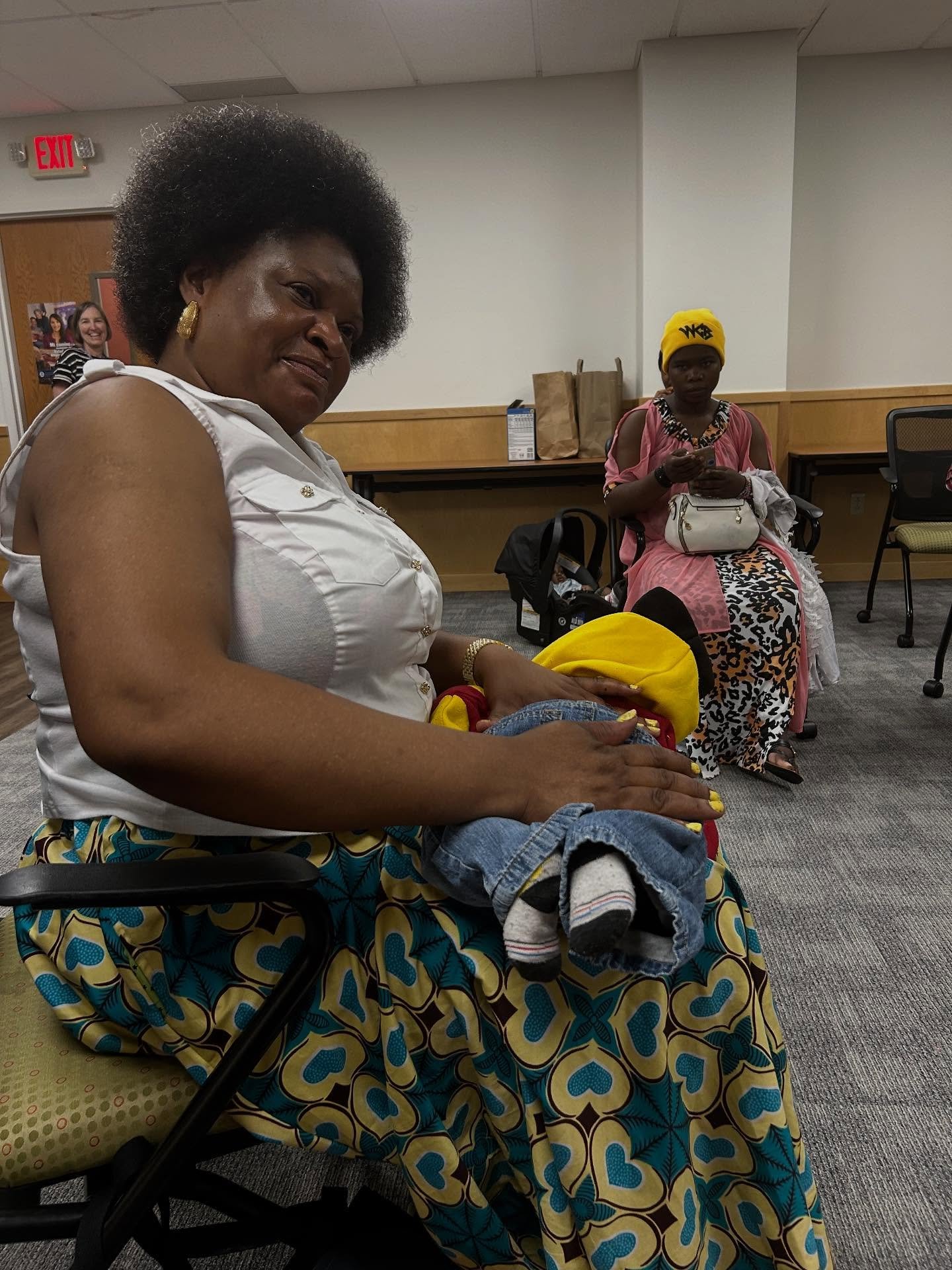 In honor of National Midwifery Week we celebrate Juliet Ilunga. 🇨🇩&hearts;️&hearts;️Juliet is a traditional midwife from Democratic Republic of the Congo (DRC) and our Sankofa Doula sister here in Syracuse, NY. 
Juliet serves our community of famil