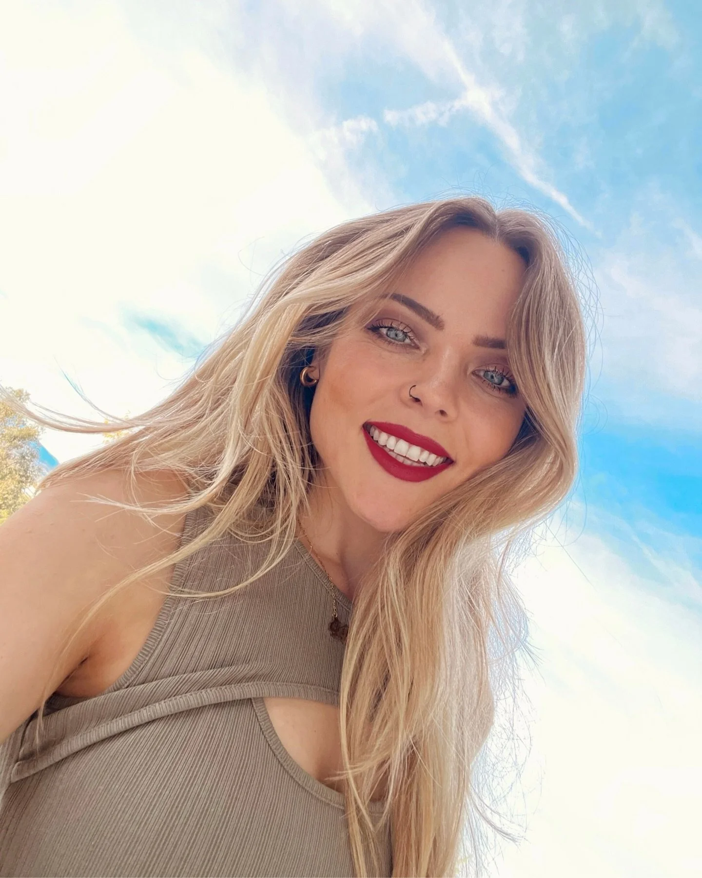 nocturnal by nature, stepping into the light.. I wander, I wonder, I wish and I will.. moon year complete 🌙 ready for my sun year 🌞♑️✨