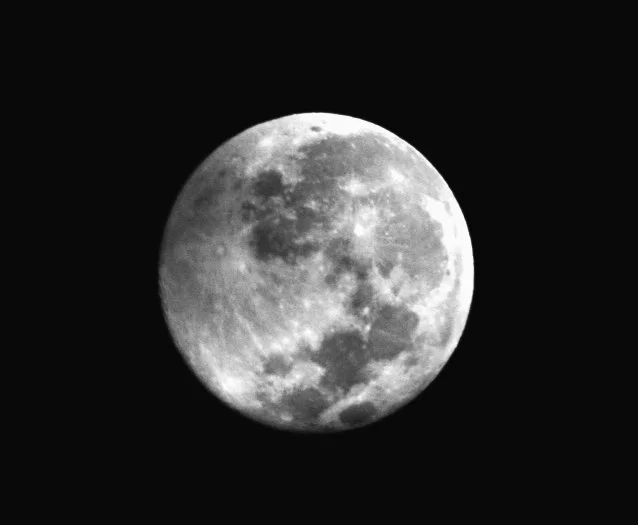 Moon, January 19, 2003, digital photo