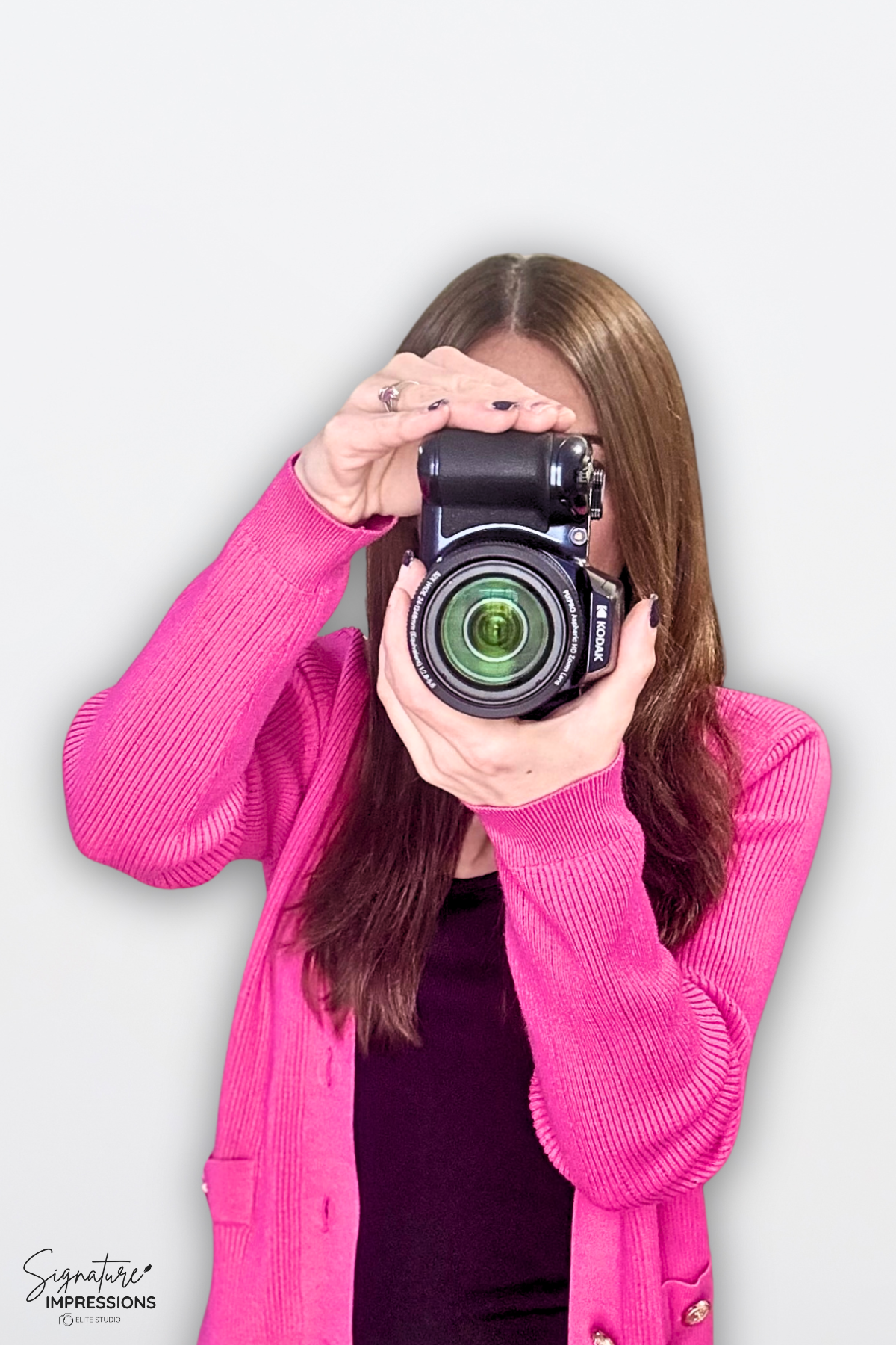 Amanda Camera-2.png