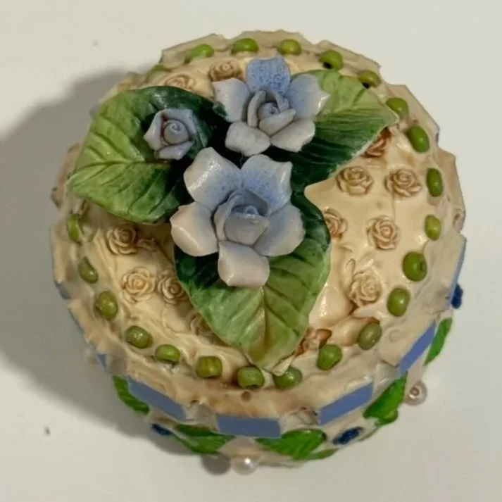 Blue Garden
trinket box