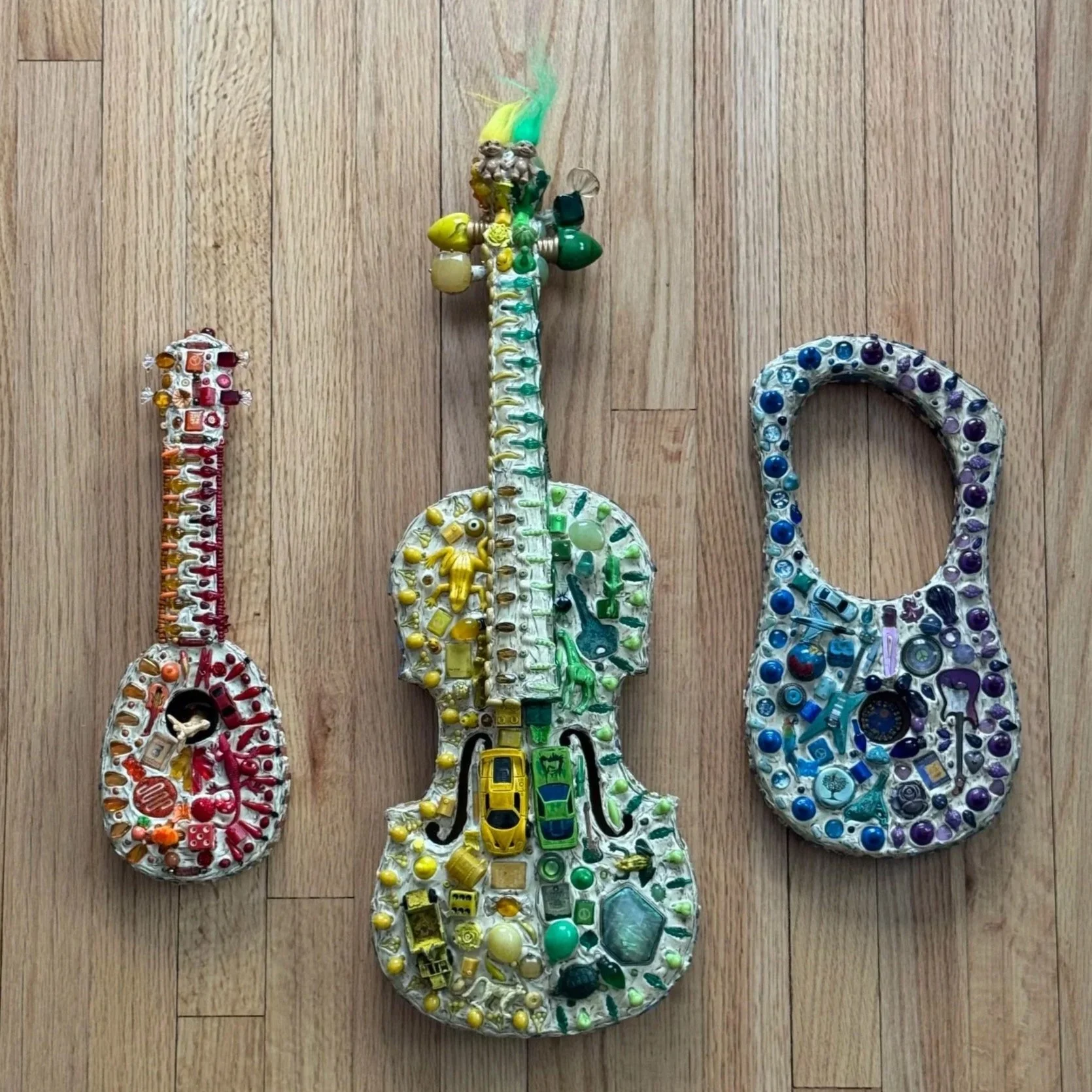 Melody trio
wall hanging
21x23 as seen in photo, spoken for