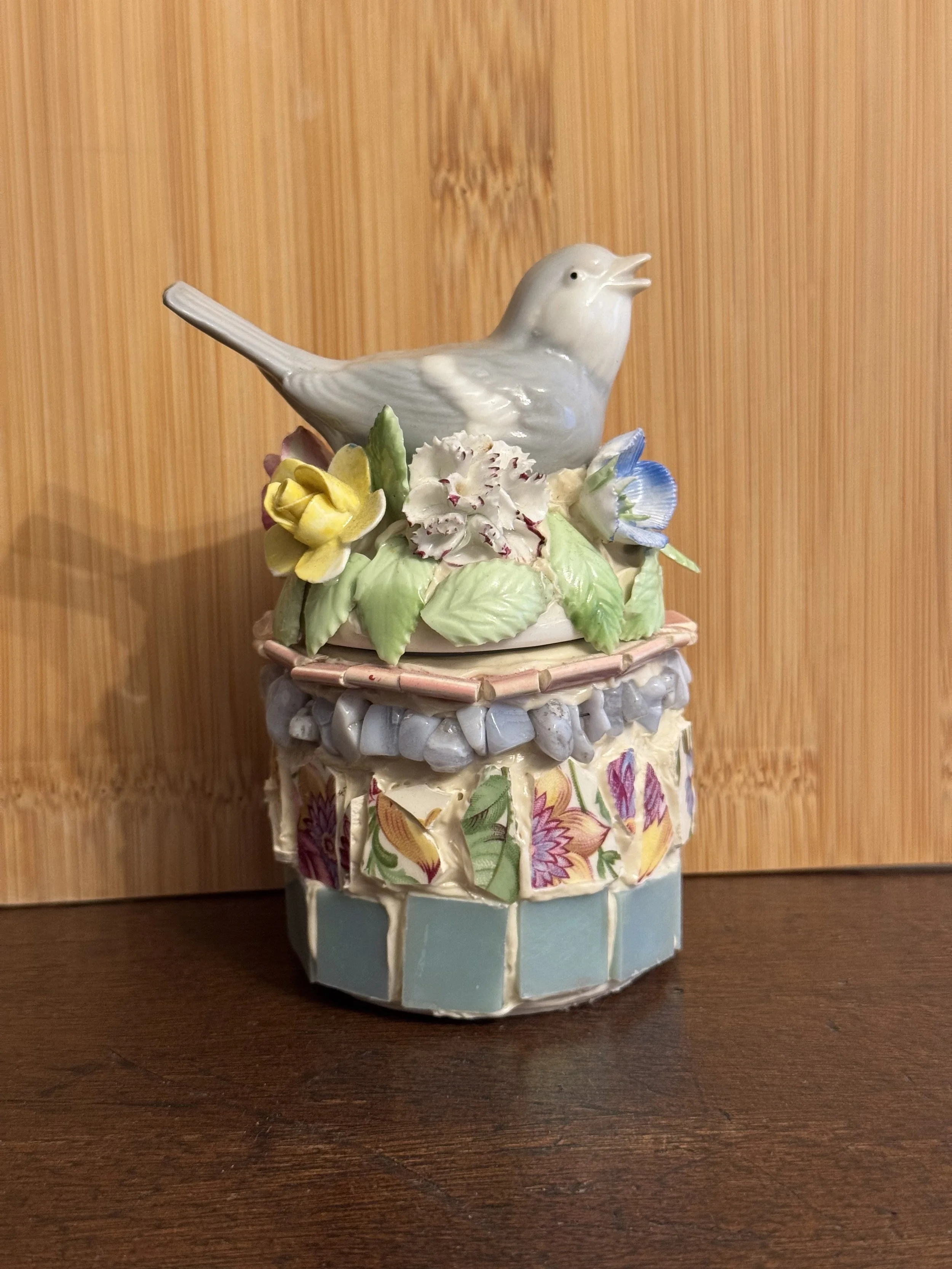 Gray Bird
sugar bowl
6x6