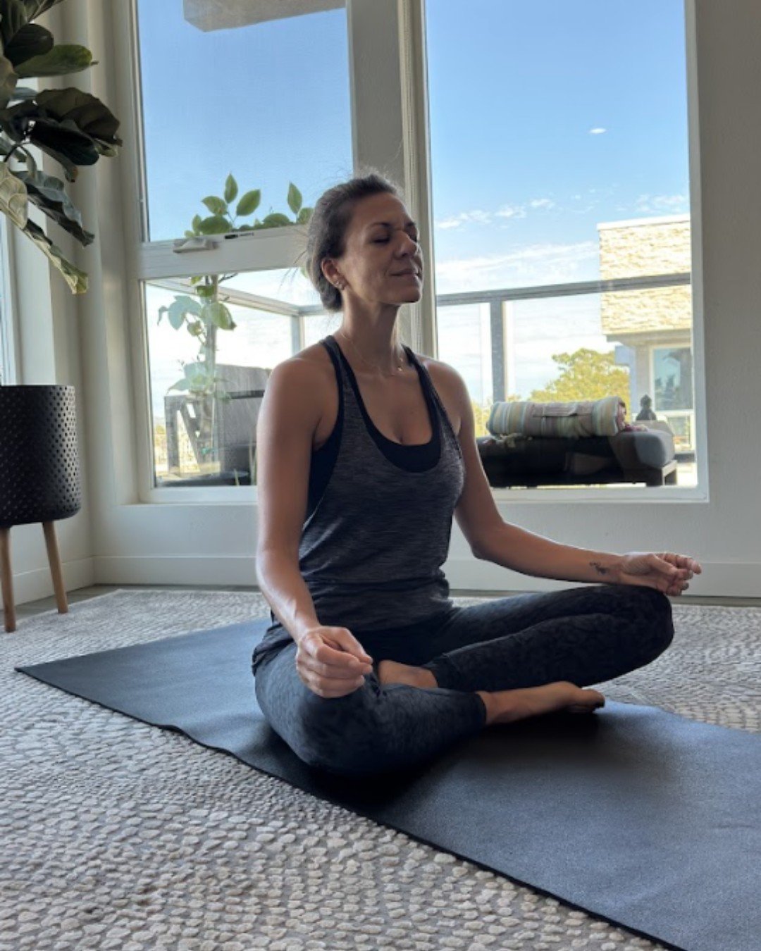 Before stepping into a new year, pause to reflect on what carried you here.

Studies show that daily gratitude can lower stress hormones by up to 23% and boost immune function. Your brain literally changes when you focus on what&rsquo;s working,  it 