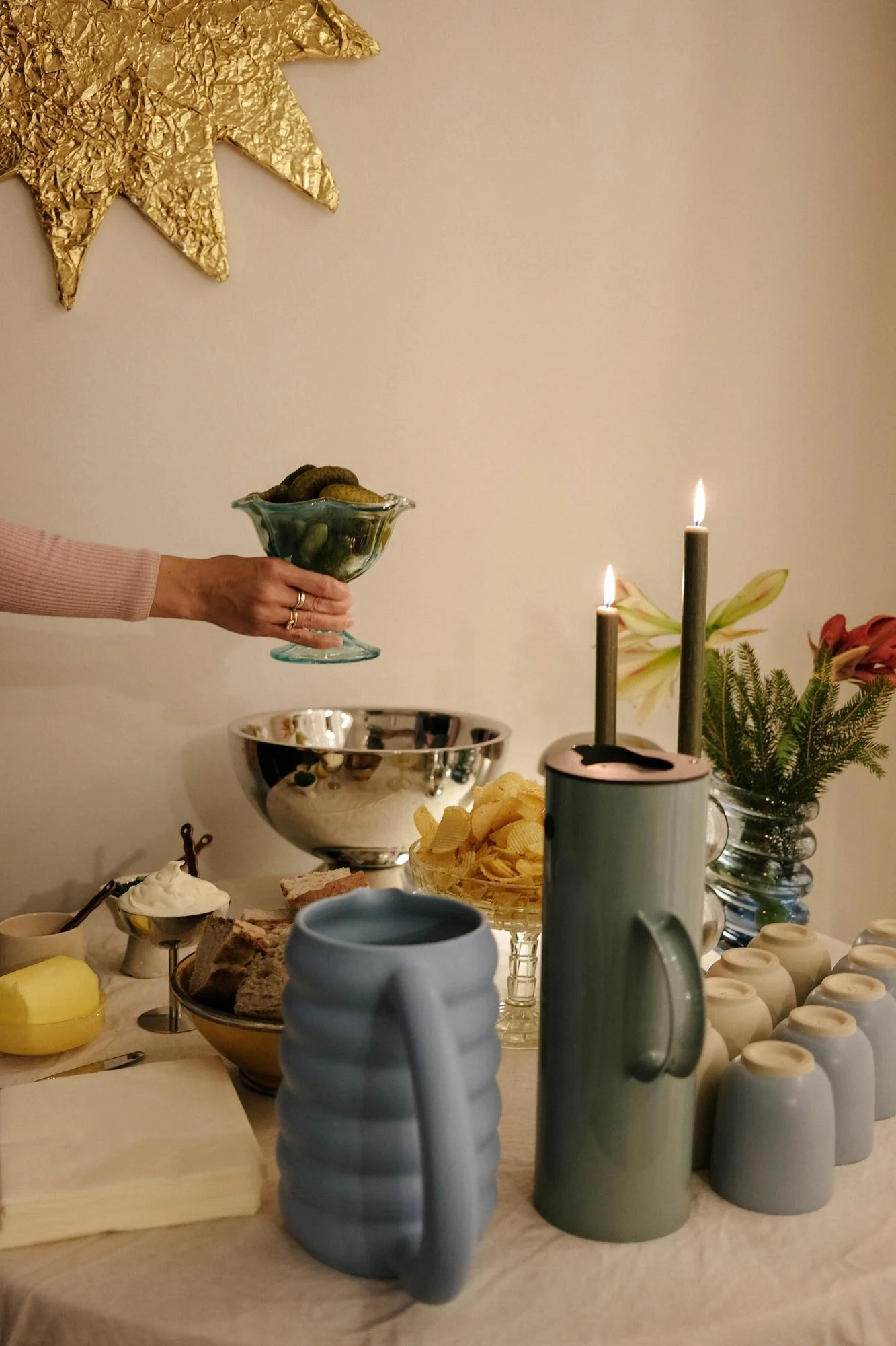 Caroline Rubik ist eine freiberufliche Art Direktorin und Brand Designerin aus Köln. Ihr Fokus liegt auf Branding und Packaging Design in den verschiedensten Bereichen wie Beauty, Lifestyle, Interior, Food und Healthcare.