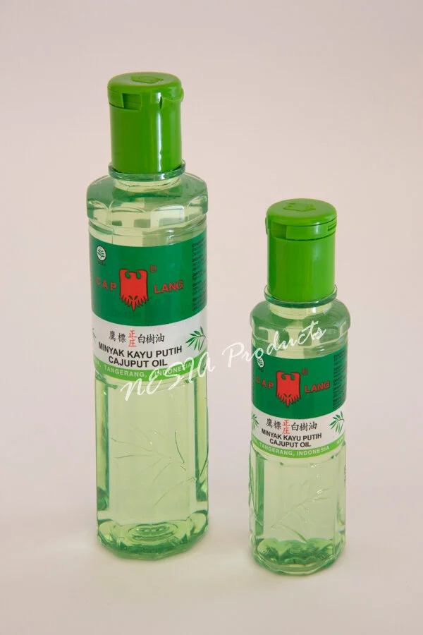 CAJUPUT OIL EAGLE BRAND  (MINYAK KAYU PUTIH CAP LANG) 120ml