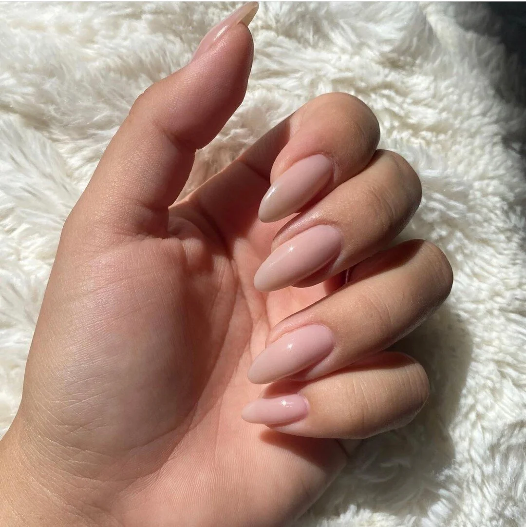 ~ Simple + perfect ~ ⠀⠀⠀⠀⠀⠀⠀⠀⠀
@nailtherapy.co