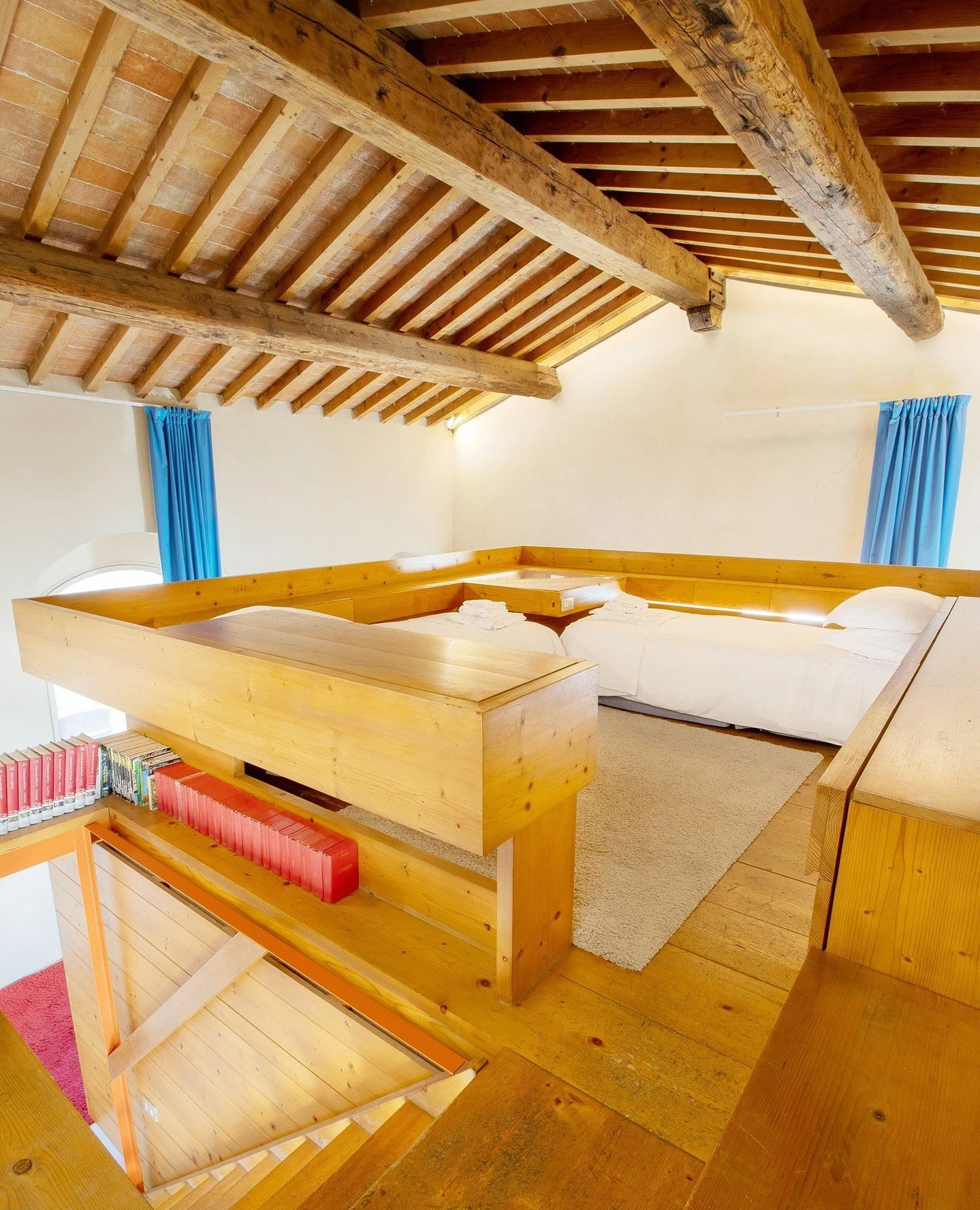 Perhaps the most imaginative room in the house, a space designed to awaken curiosity. ⁠
⁠
Twin beds above, a bathroom below, and a study corner framed by large blackboards invite ideas, sketches, and stories to unfold.⁠
⁠
Playful yet thoughtful, it&r