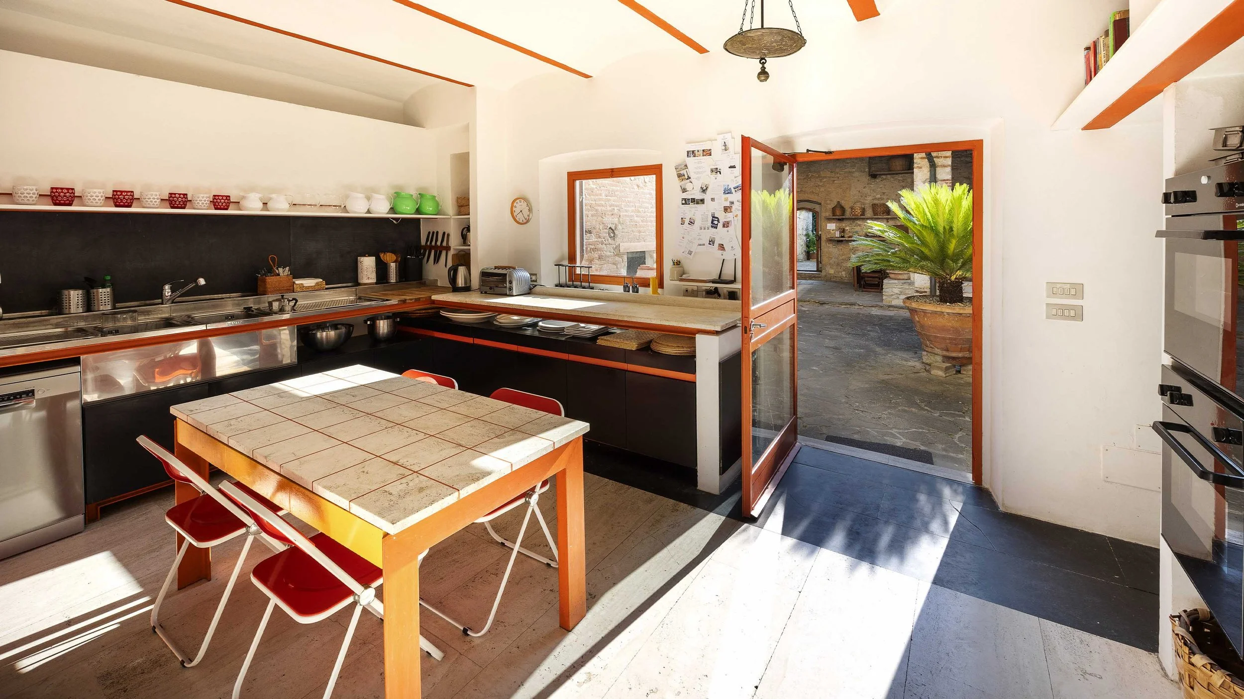 tgs-kitchen-05-lr.jpg