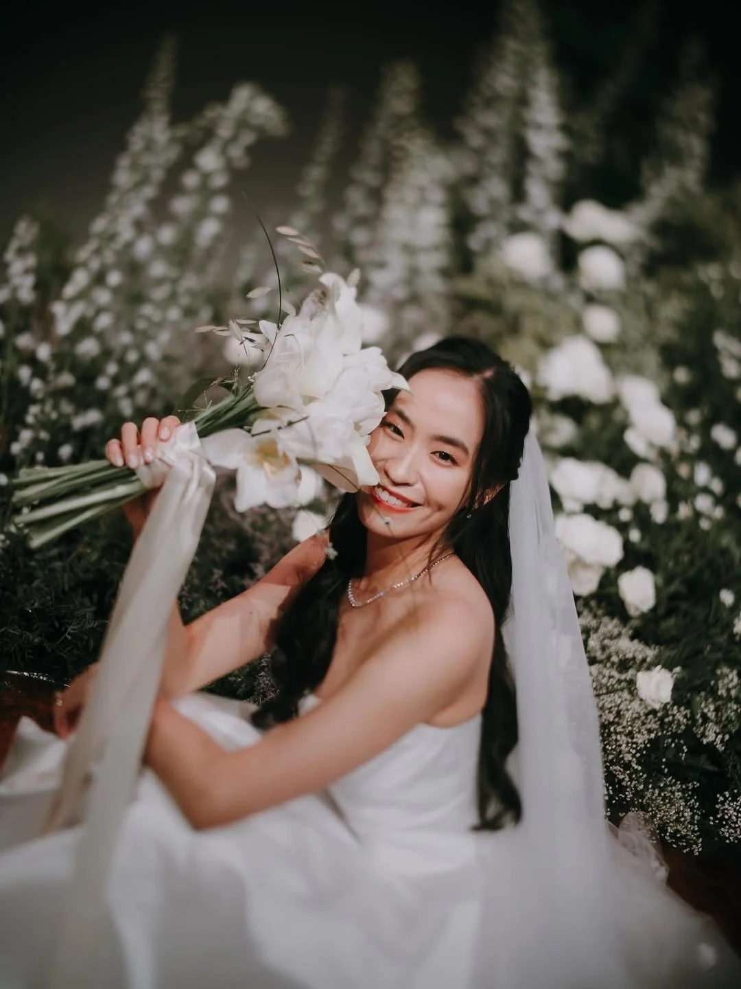 HMUA @klarissa_autelier
Bold yet Wearable, Sultry yet Soft

A celebration of love, captured in the softest, most beautiful moments 💍🥂

&mdash;
MAKEUP &amp; HAIR @klarissa_autelier @autelier_makeup
PHOTOGRAPHY @pixioo
GOWN @divinebrides
&mdash;

[No