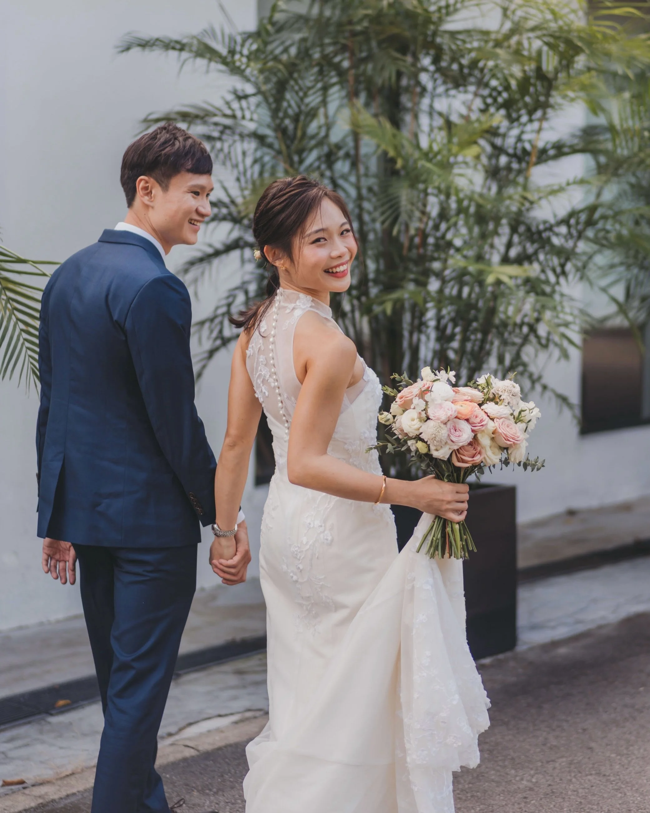 HMUA @anastasia_autelier
Where Warmth Meets Elegant Natural Beauty

a celebration of love set against the backdrop of nature 🌿🌸

&mdash;
MAKEUP &amp; HAIR @anastasia_autelier @autelier_makeup
PHOTOGRAPHY @knottiesframe
GOWN @weddingcrafterssg
&mdas
