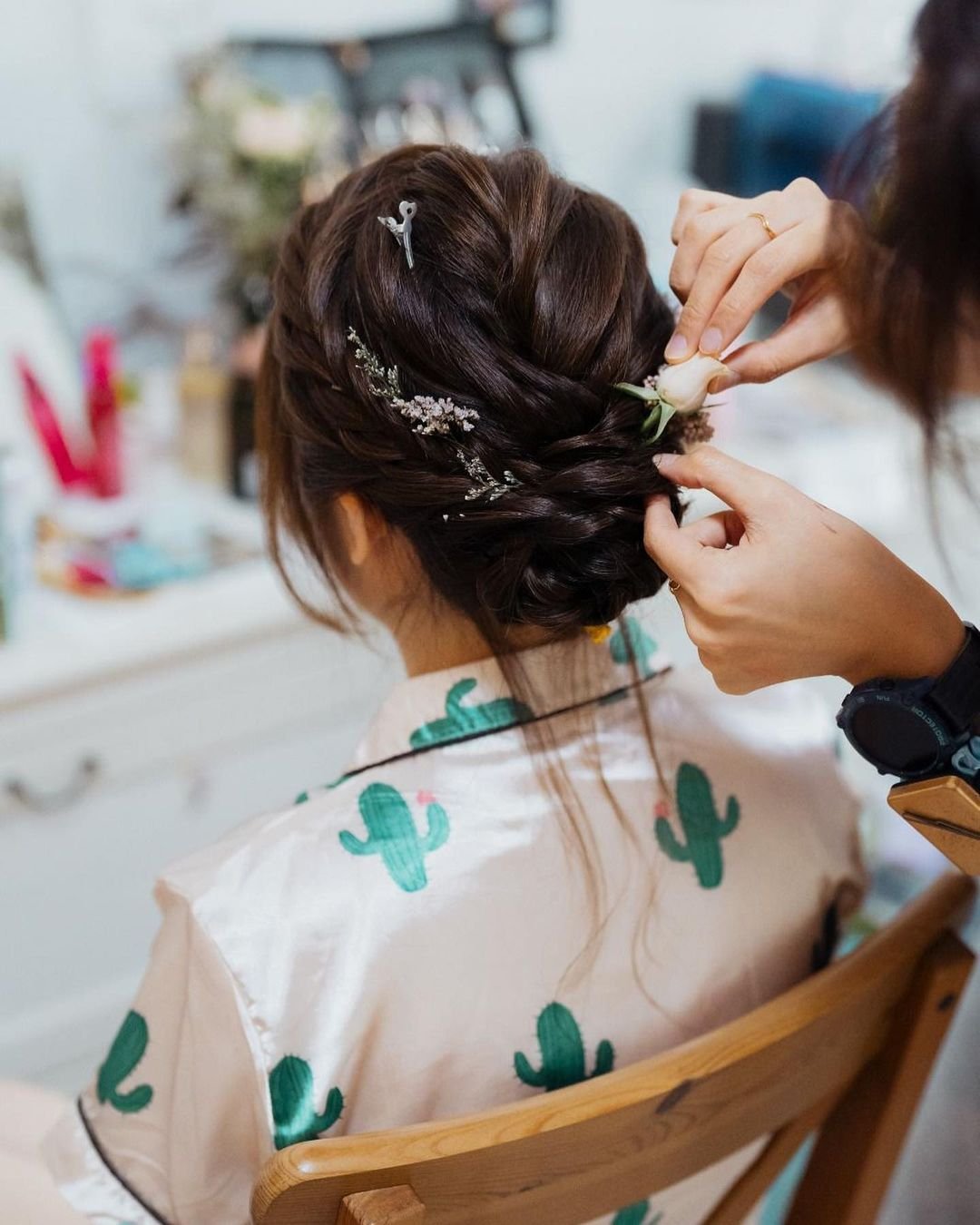 The most romantic bridal hairstyle to get an elegant look