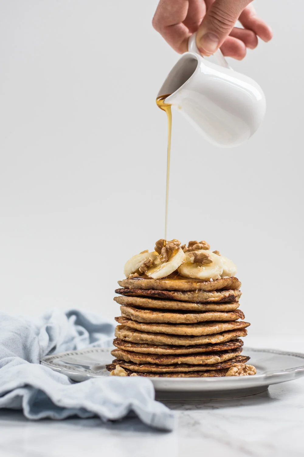 Banana_oatmeal_pancakes-1.JPG