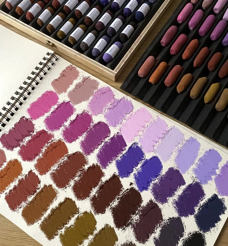 Mamut pastels set 04.jpg