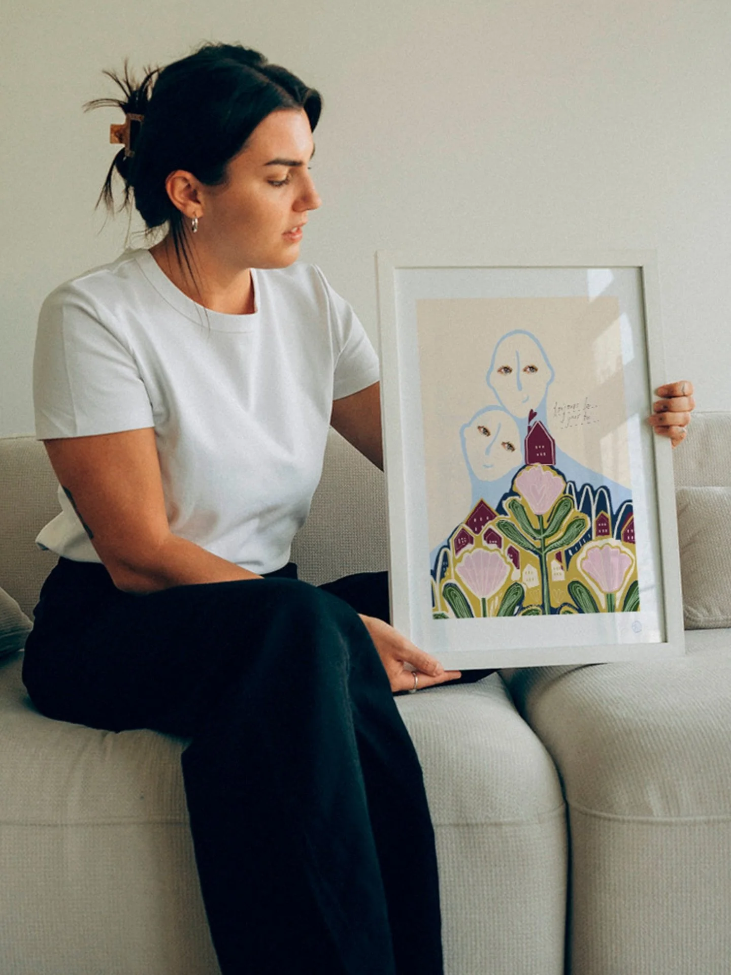 La f&ecirc;te de l&rsquo;amour approche.. et caline que &ccedil;a me touche de voir que vous allez offrir ou vous offrir l&rsquo;oeuvre &laquo;je serai toujours l&agrave;&raquo;.🤍🌷

Livraison gratuite, clique sur le lien dans ma bio 🖼️🎉

#artiste