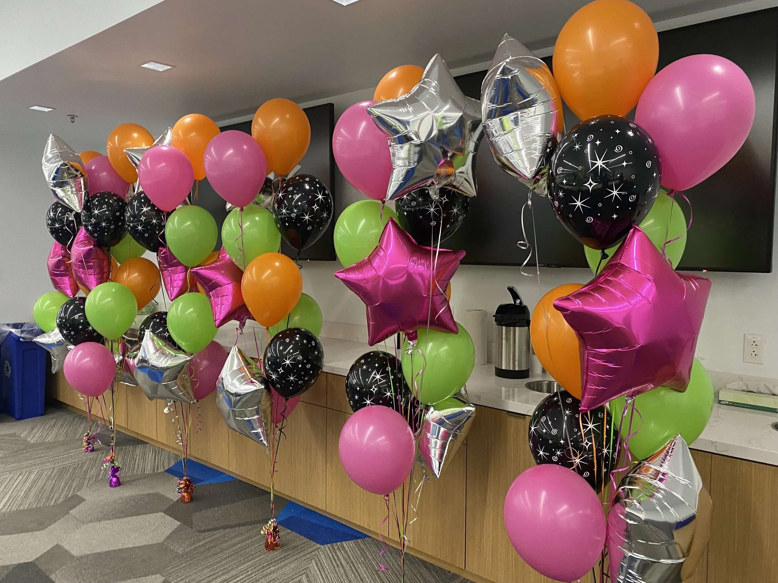 Star theme balloon arrangements