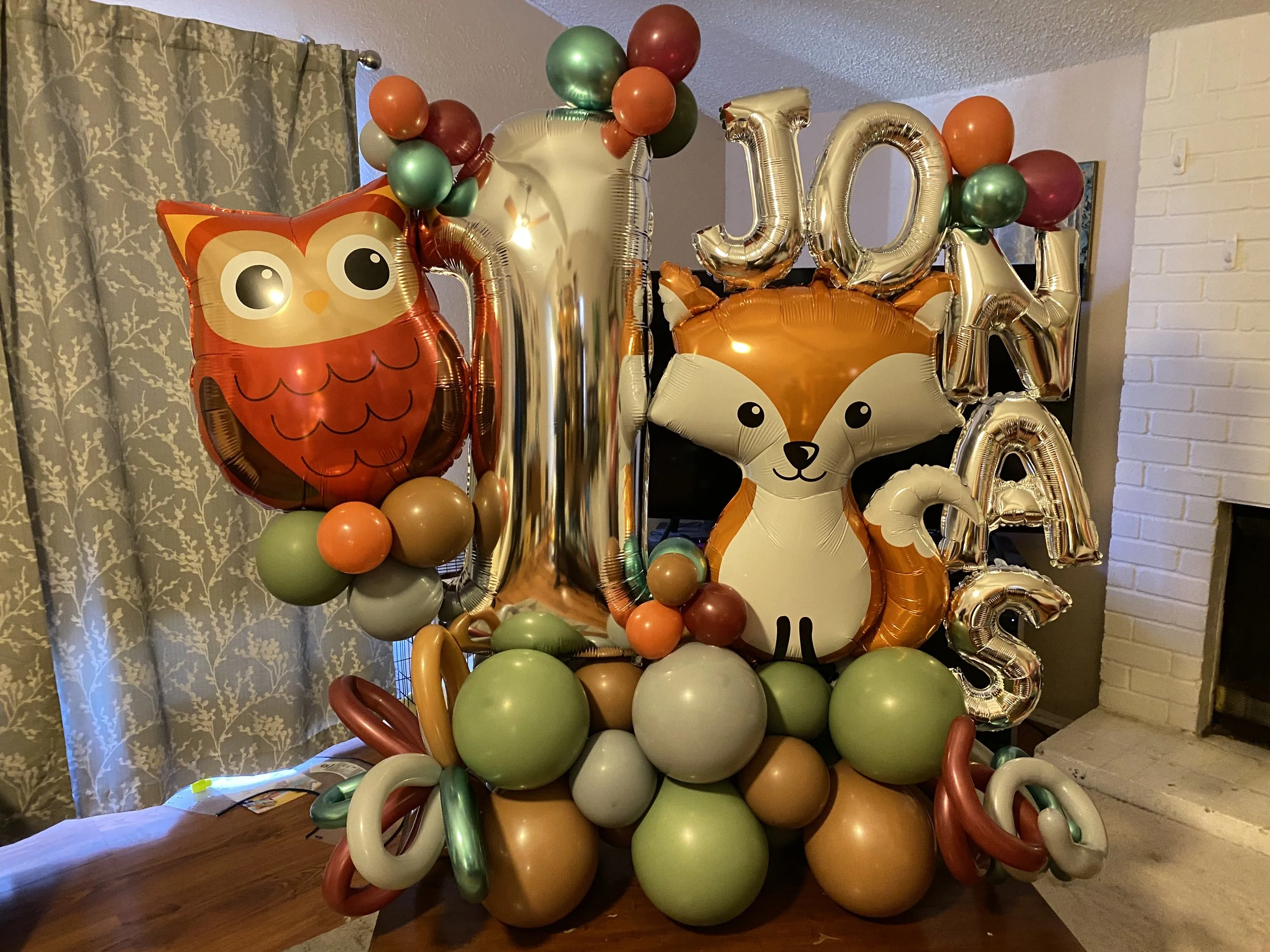 Woodland Critters Balloon Marquee
