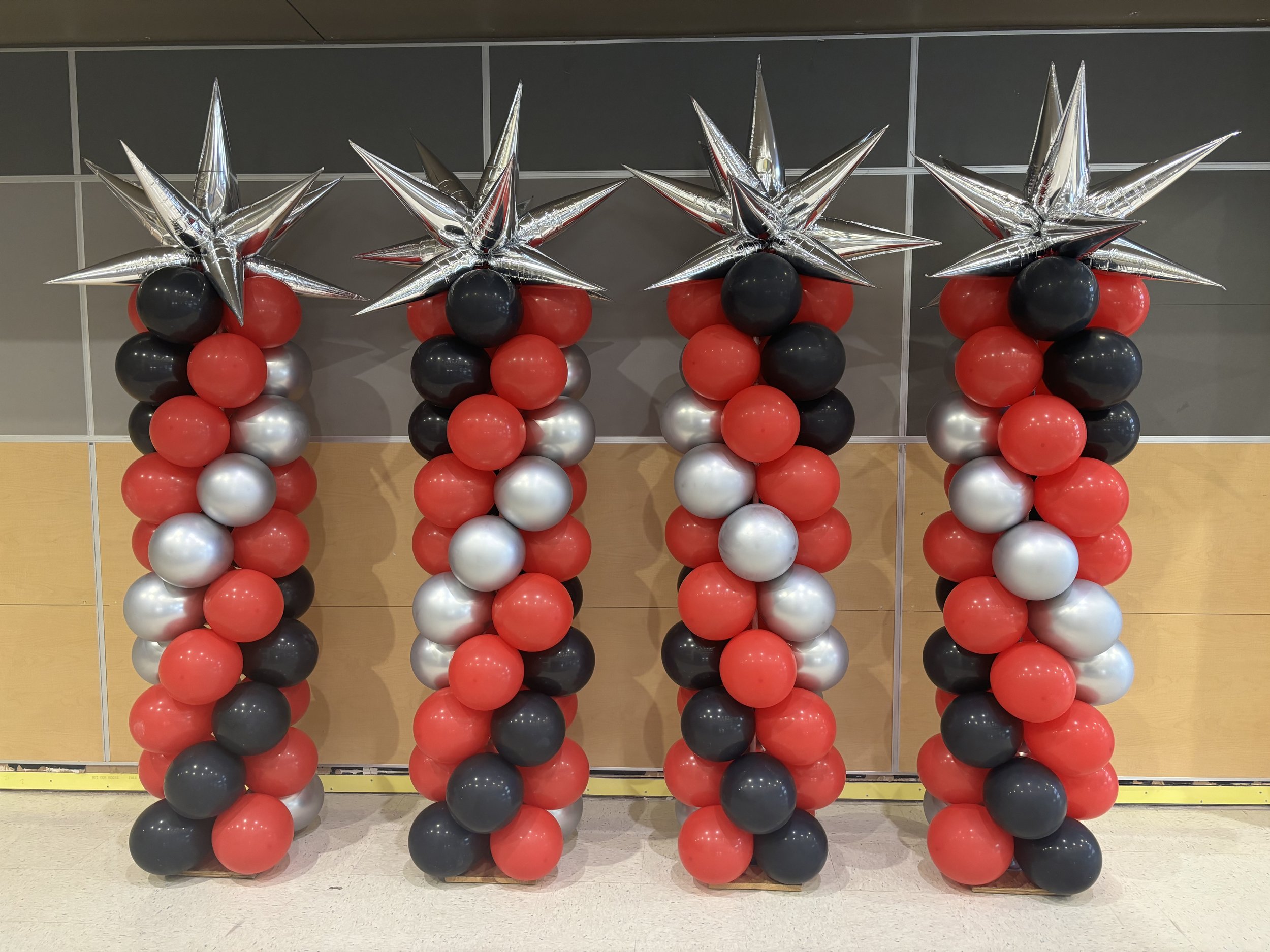 Classic spiral balloon columns