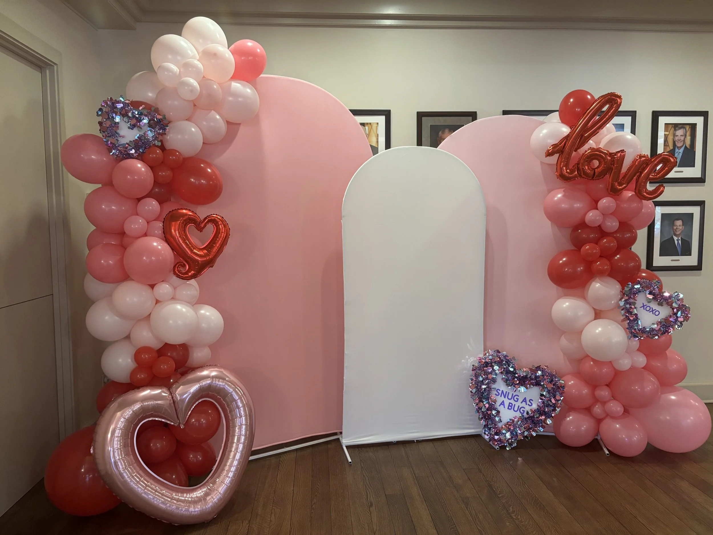Valentine balloon garland