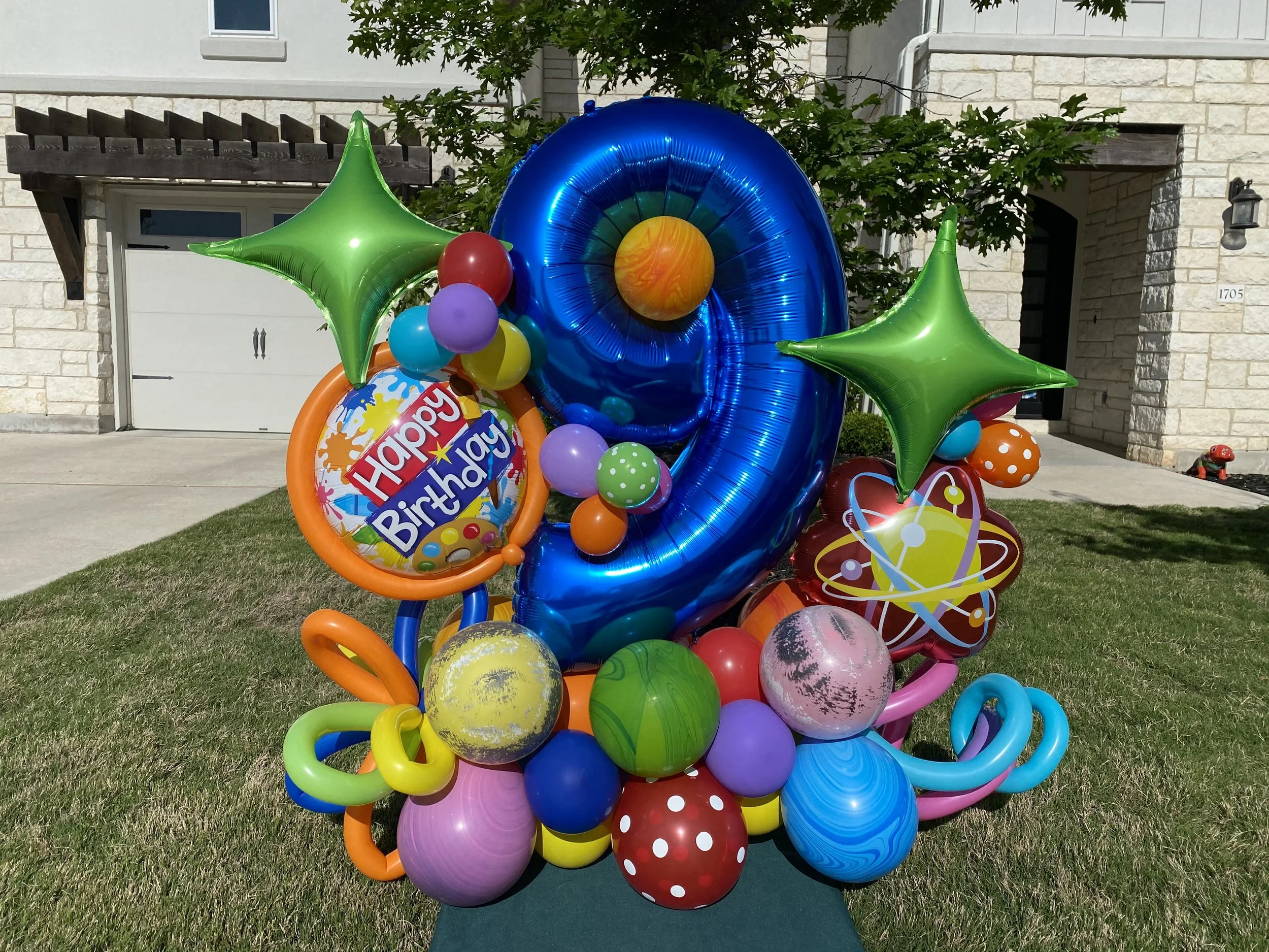 Yard balloon marquee