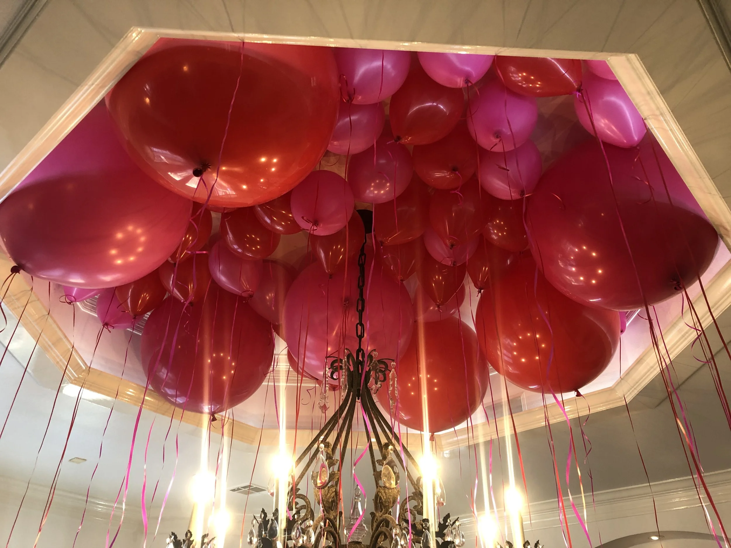 Valentine jumbo balloons