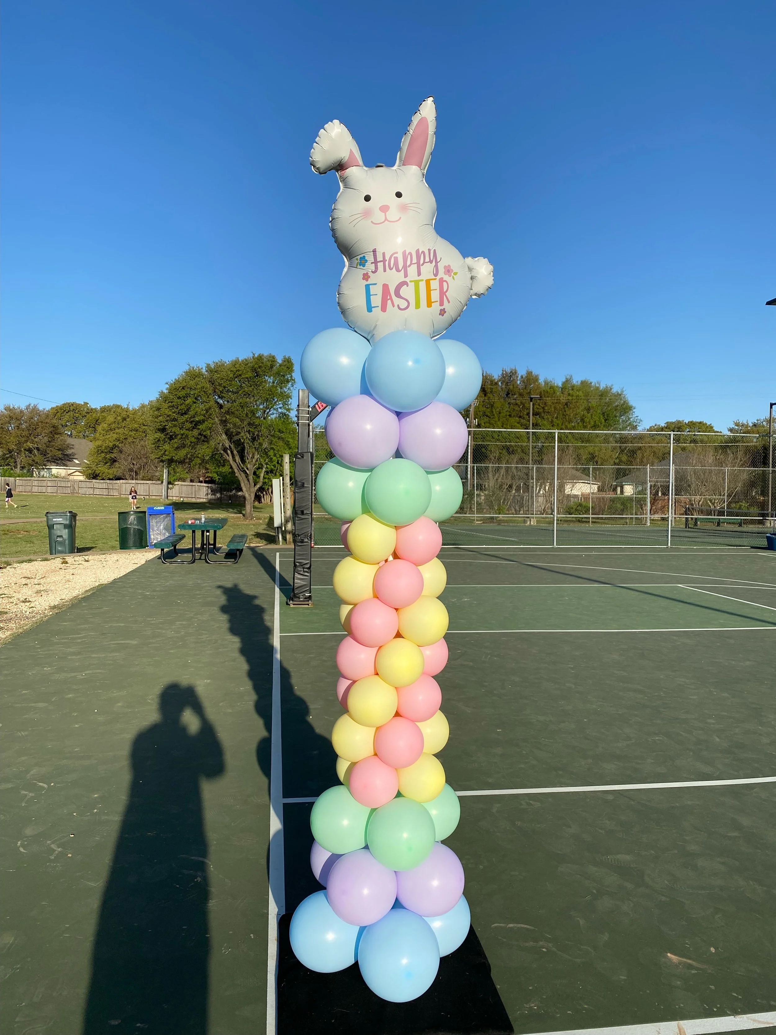 Balloon bunny tower