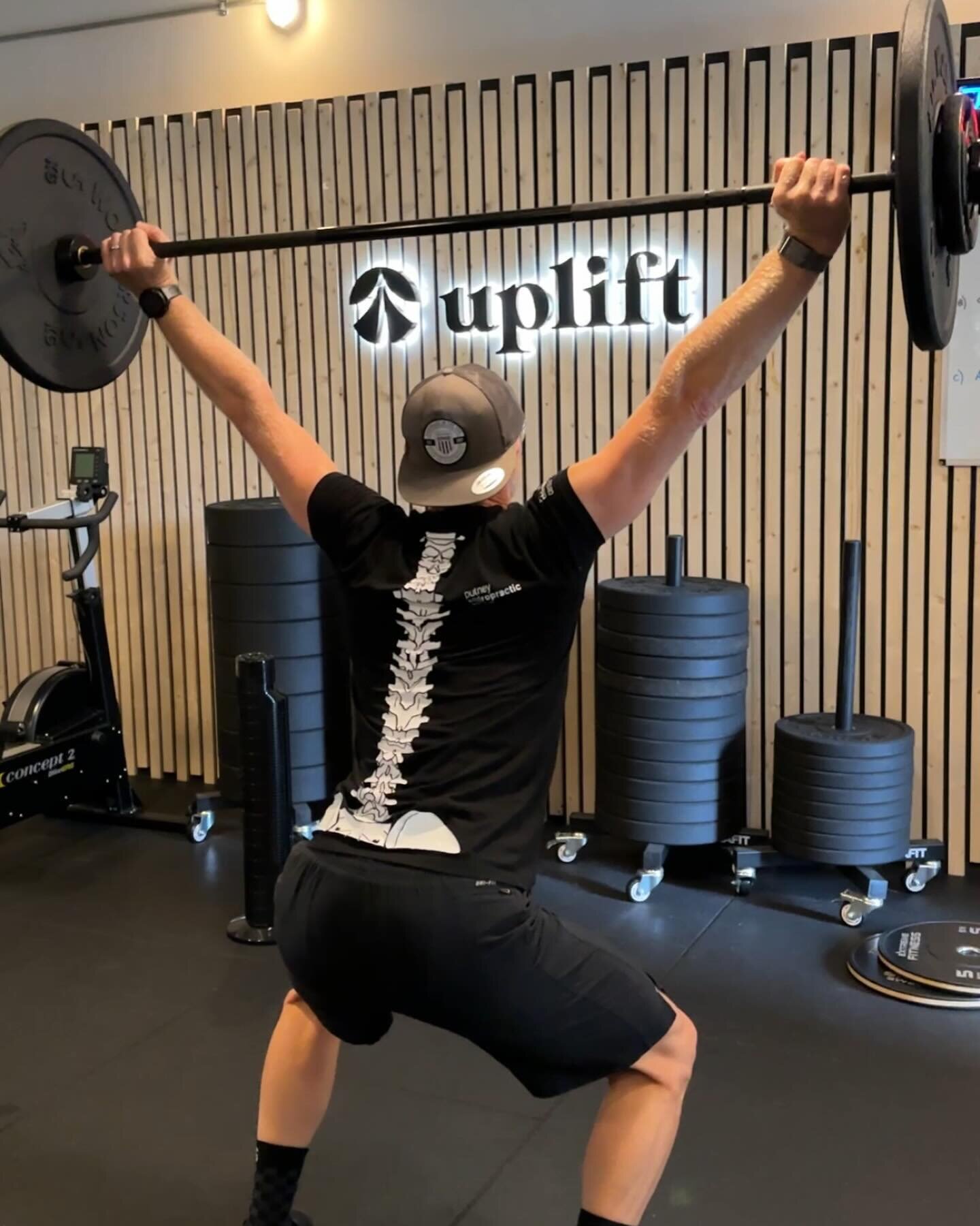 Time to start the winter strength program? @upliftwandsworth is a new PT and group training space we went and paid a visit to. If you want to try a new space to get fit and strong check them out. @scottyconnersfitness is one of their super coaches 💪