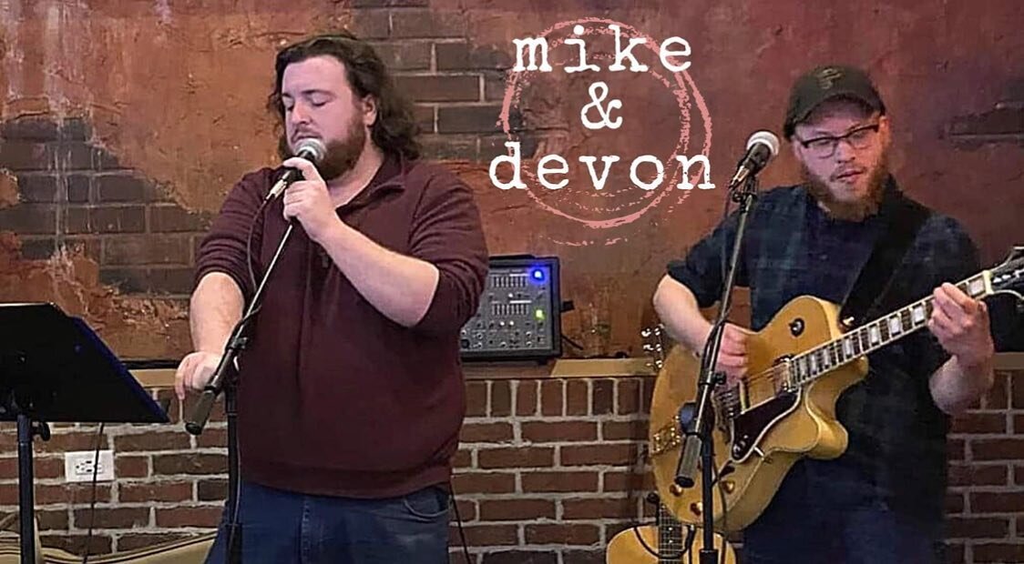 Celebrate making to the middle of the week with us! Music from Mike &amp; Devon starts at 7pm! Don't miss it 🍻😜

#switchboard419 #toledobar #supportlocal #toledomusic