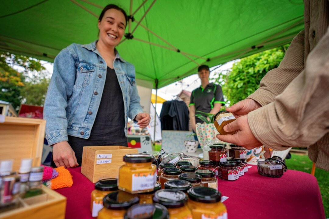 The Pinjarra Markets at Edenvale Heritage Precinct  are back tomorrow 🧶🥕

Head down between 7am to 12pm ⏱ and wander through the array of market stalls selling local produce, honey, arts and crafts and other unique one-of-a-kind things 🍯

The Pinj