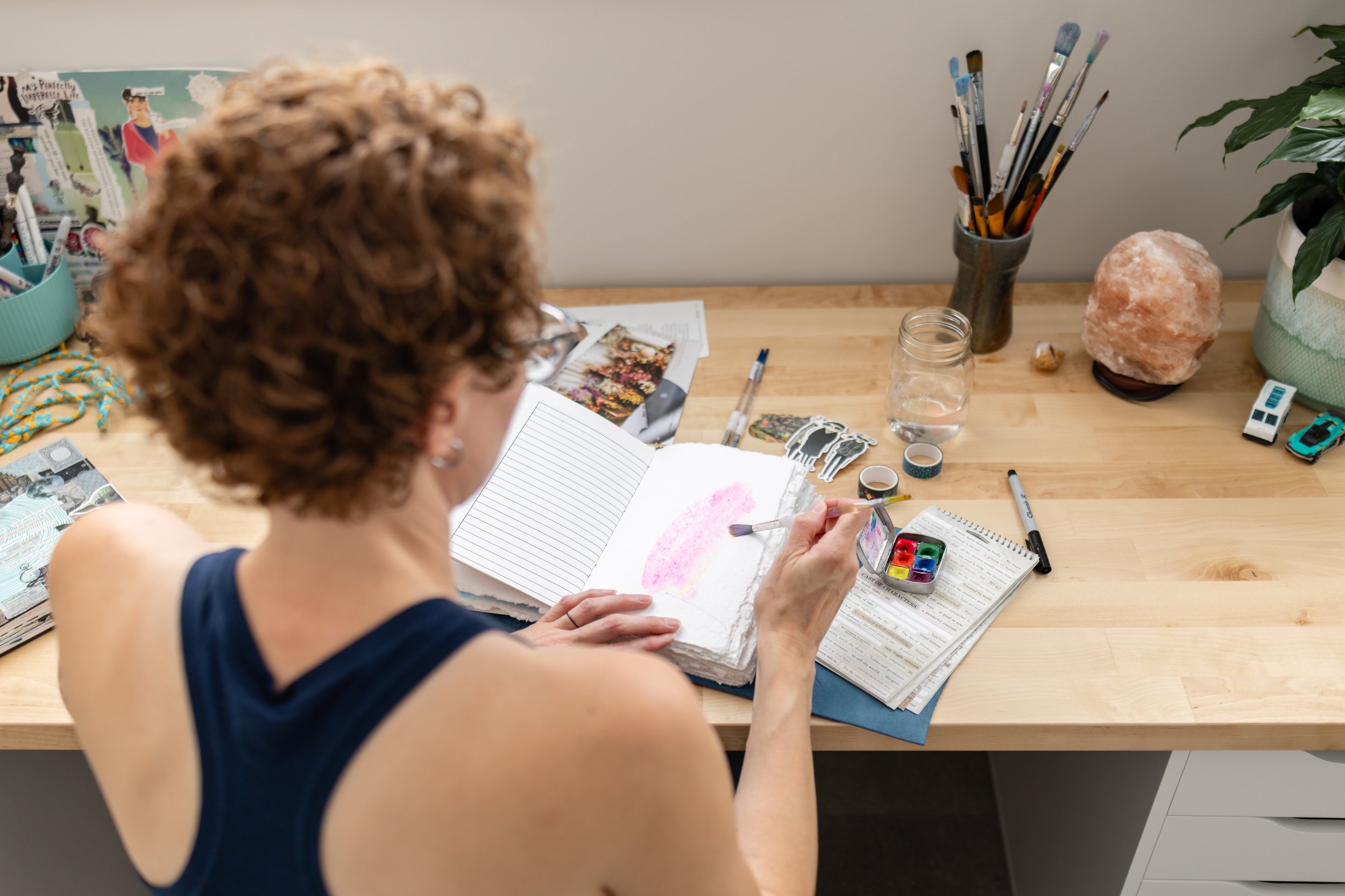 I Lost Myself in Motherhood -  And the Part That Went First Surprised Me</span>