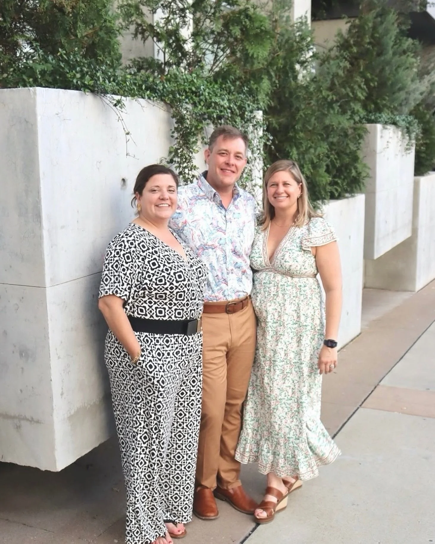 Say hello to Ben, Ellen, and Meredith 👋 the trio behind Tijōn Charleston and Tijōn Nashville! After years of traveling together, they stumbled upon custom fragrance making during a trip to St. Martin and the spark was lit. Fast forward to today: the