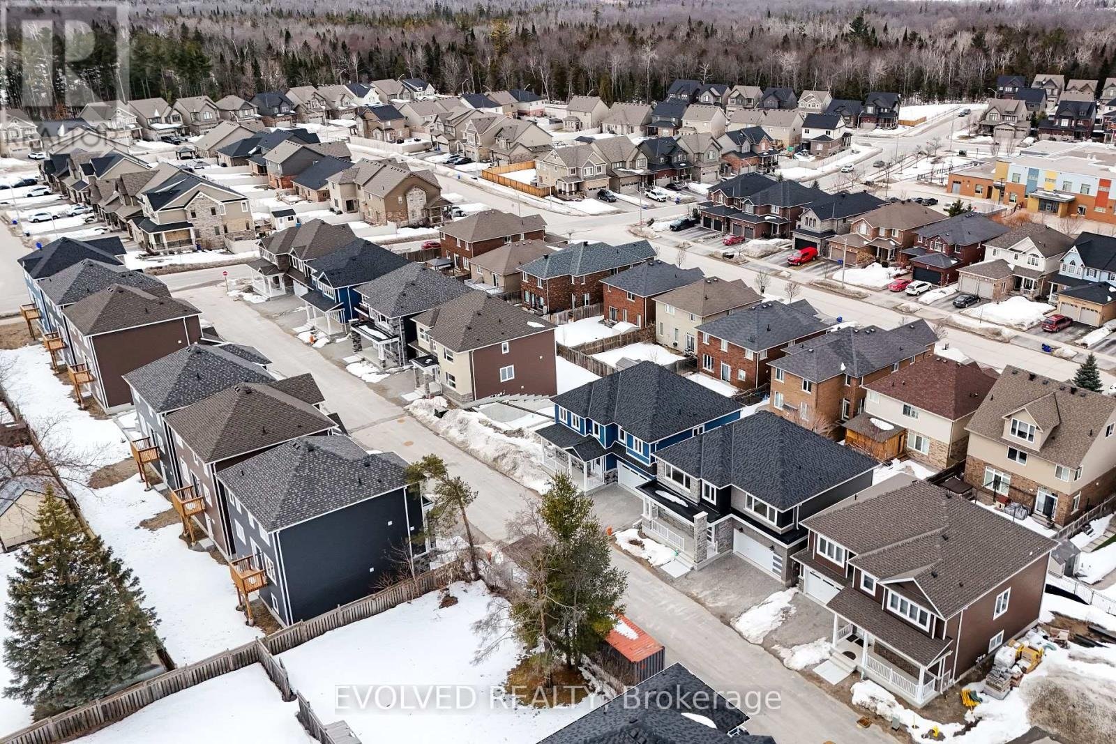Now available for lease, a brand new residence in the beautiful Ardagh community of Barrie.

This elegant home offers between 2,500 and 2,749 square feet of thoughtfully designed living space, featuring four bedrooms and four bathrooms. Never before 