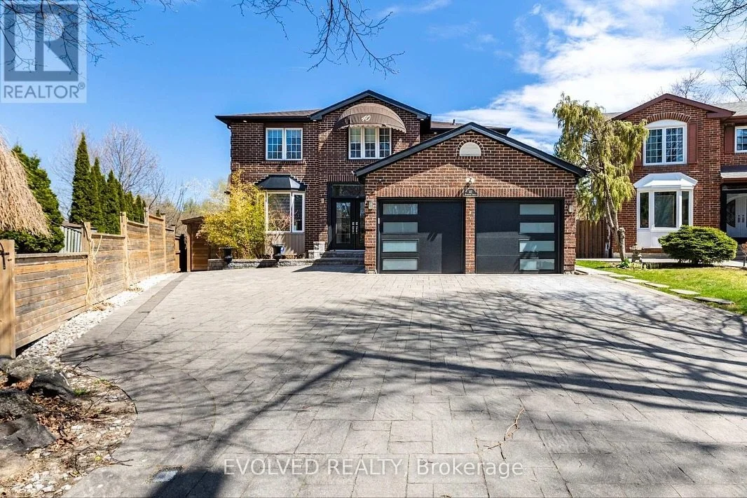 For Lease | 40 Rosemount Avenue, Thornhill, Markham!
This beautifully designed walk-out basement suite offers comfort, privacy, and scenic ravine views. Featuring a bright bedroom, spacious recreation area, newly upgraded kitchen and bathroom, ensui