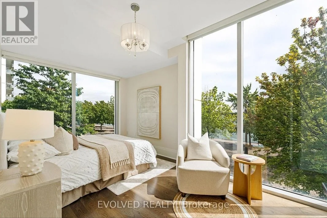 Just Listed | 110 – 29 Queens Quay E, Toronto
Experience true luxury waterfront living at the iconic Pier 27. This beautifully renovated 3-bedroom, 2.5-bath executive townhouse offers over 2,100 sq. ft. of bright, open space with unobstructed