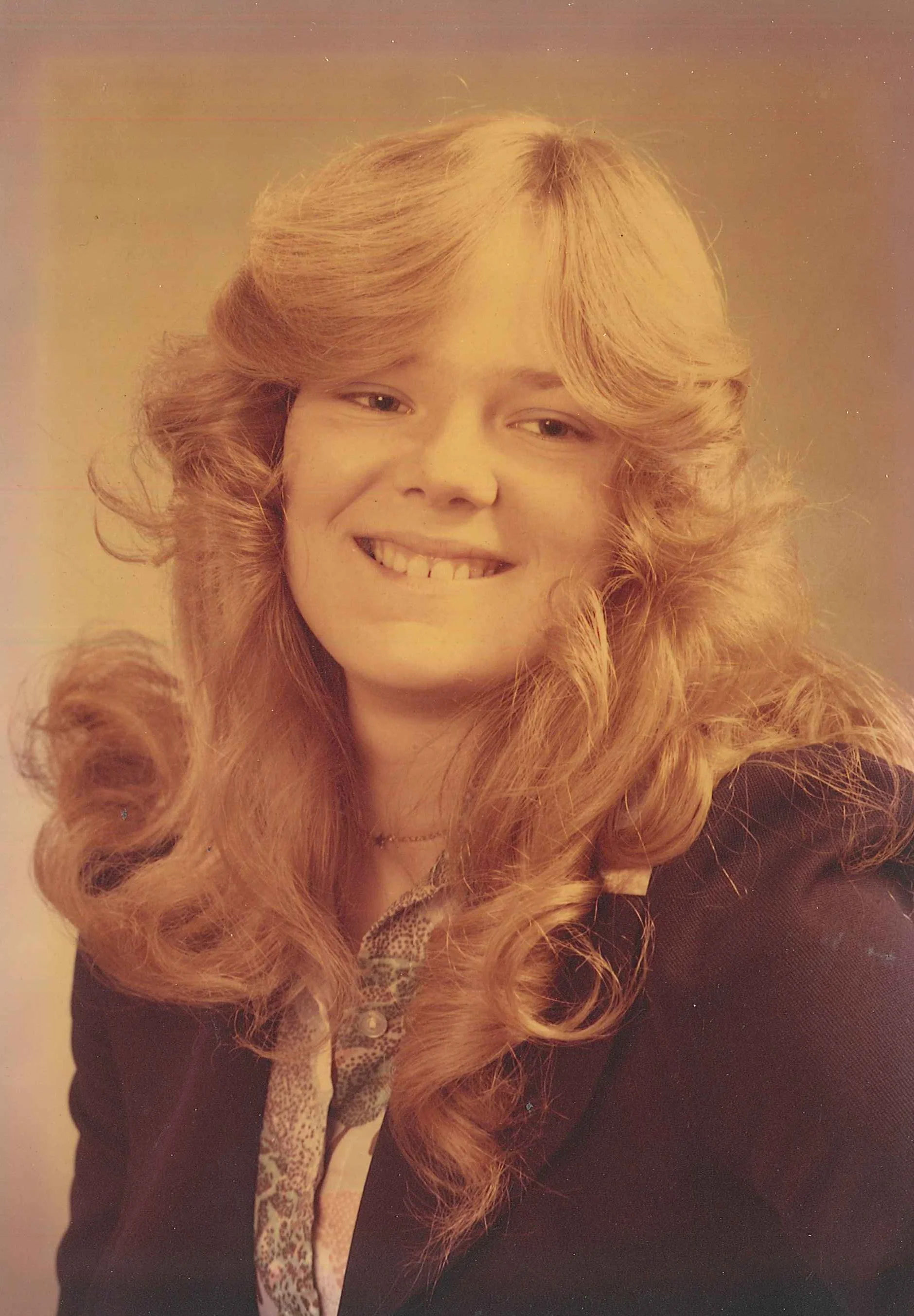 Mom - Senior Photo 1 (1970s).jpg
