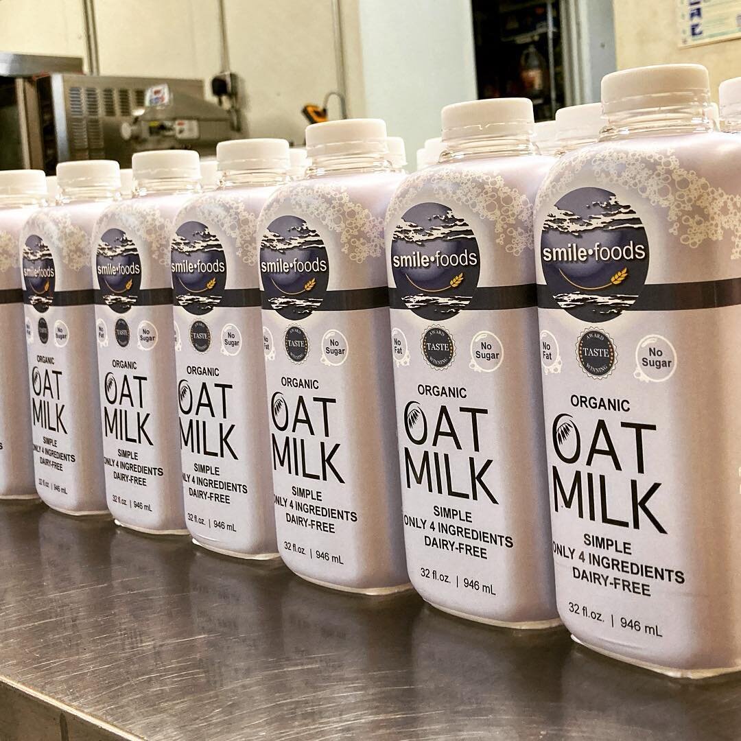 At @thesmilefoods their mission is to provide their community with delicious, nutritious, simple products through a sustainable process. You can now shop their refreshing organic, sugar-free and fat-free Oat Milk and non-dairy Frozen Desserts every S